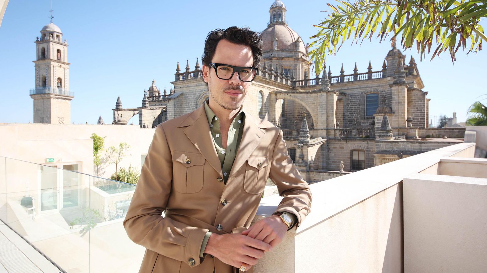 El diseñador, en la azotea del Hotel Bodega Tío Pepe.