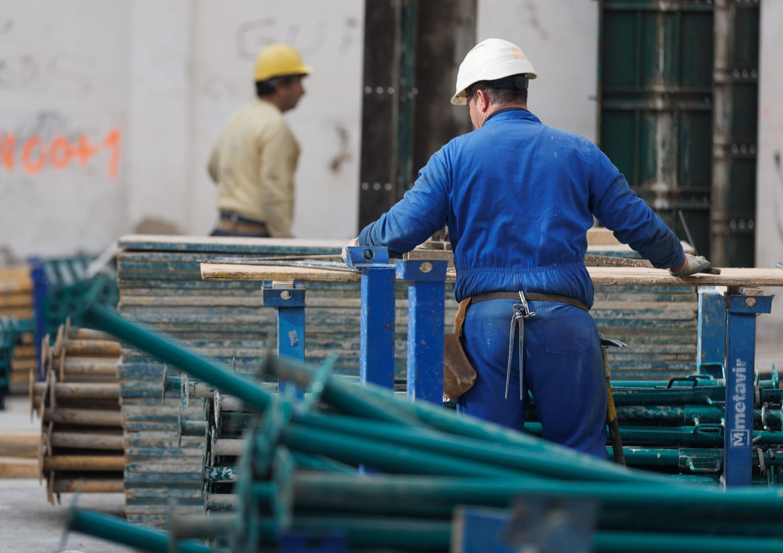 Imagen de archivo de trabajadores de la construcción