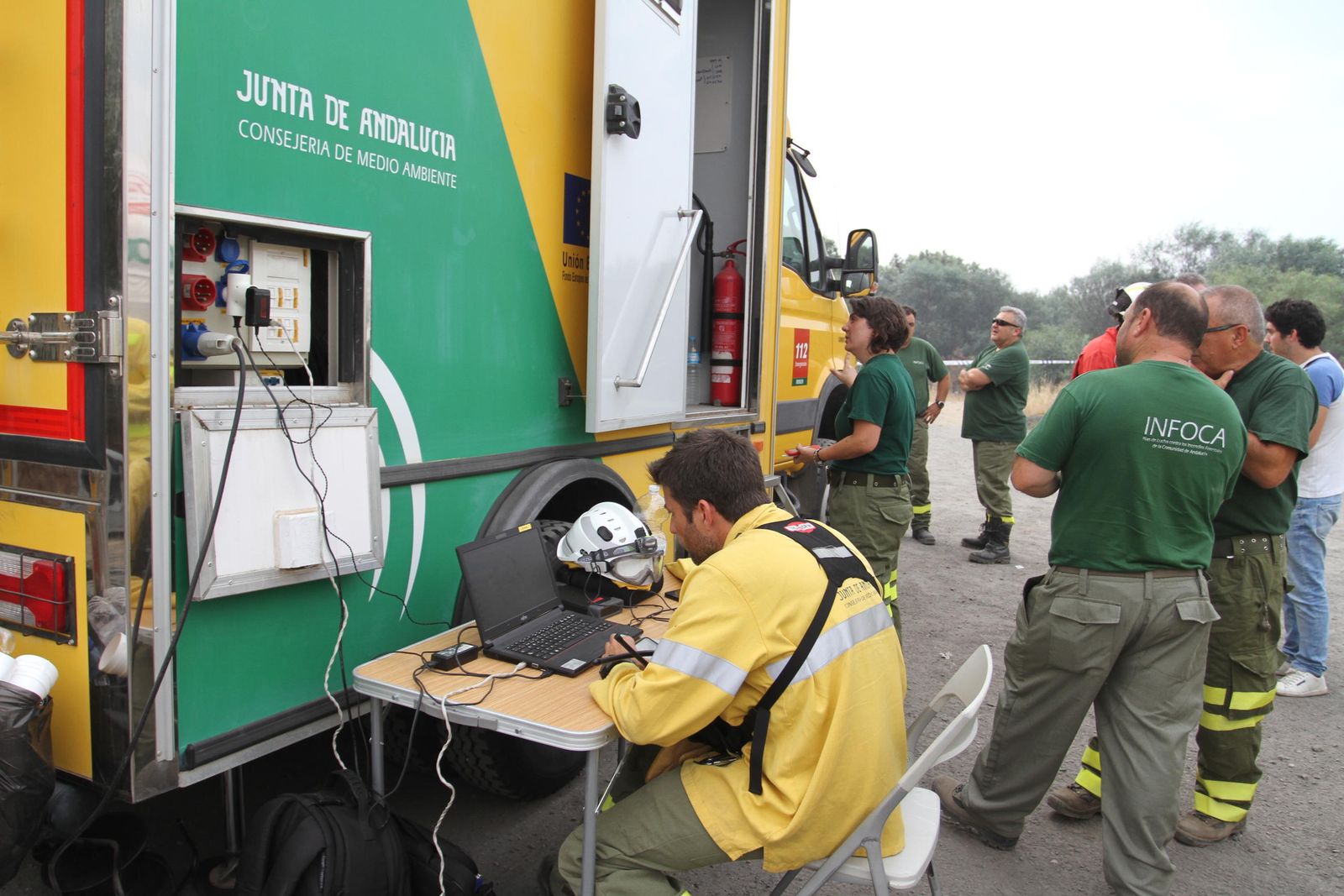 Las imágenes del incendio en Moguer y Mazagón