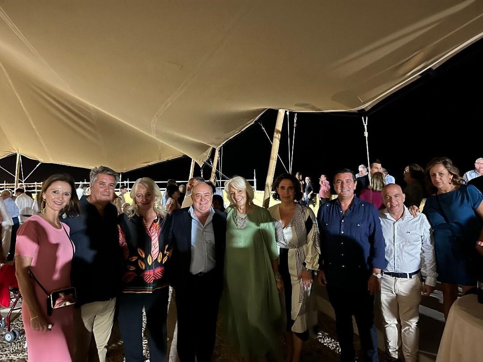 Anabel Mesa, Ignacio Romaní, Mercedes Colombo, Pelayo García Borbolla, Teófila Martínez, Carmen Sánchez, Alfonso Pozuelo, Pablo Chaves y María José Gasca.