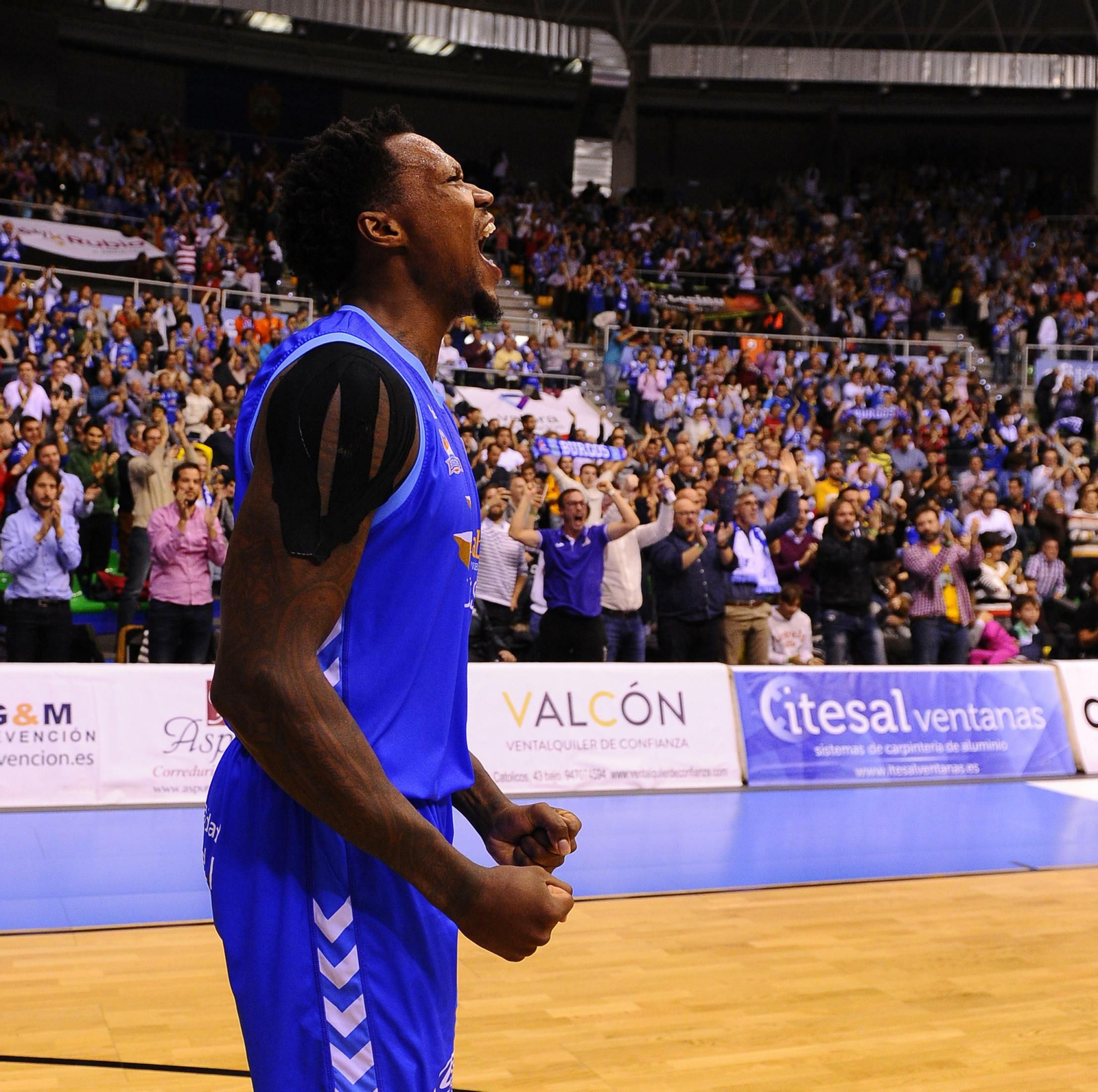 Deon Thompson celebra un triunfo en Burgos.
