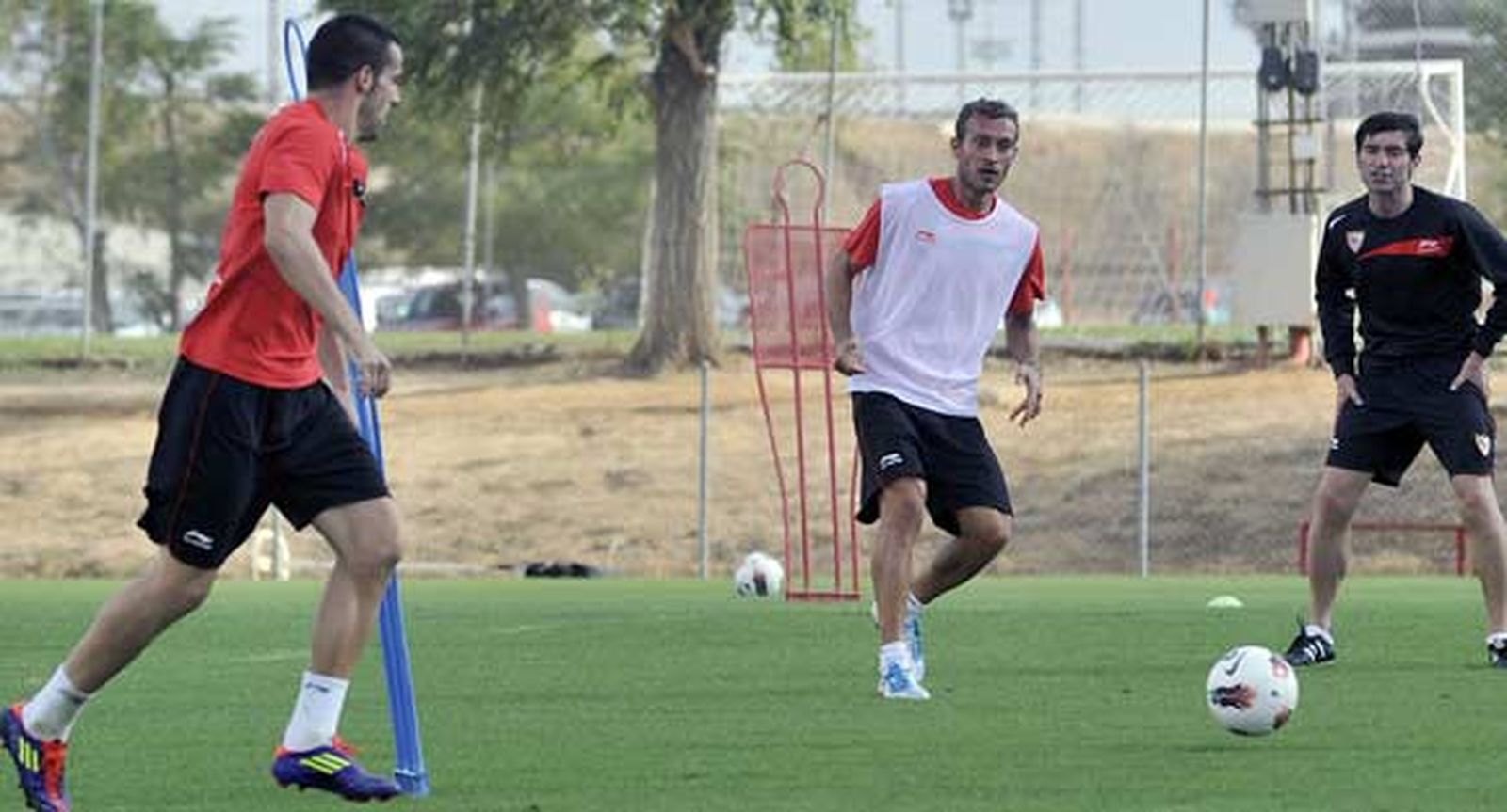 Días clave para Negredo y Kanoute