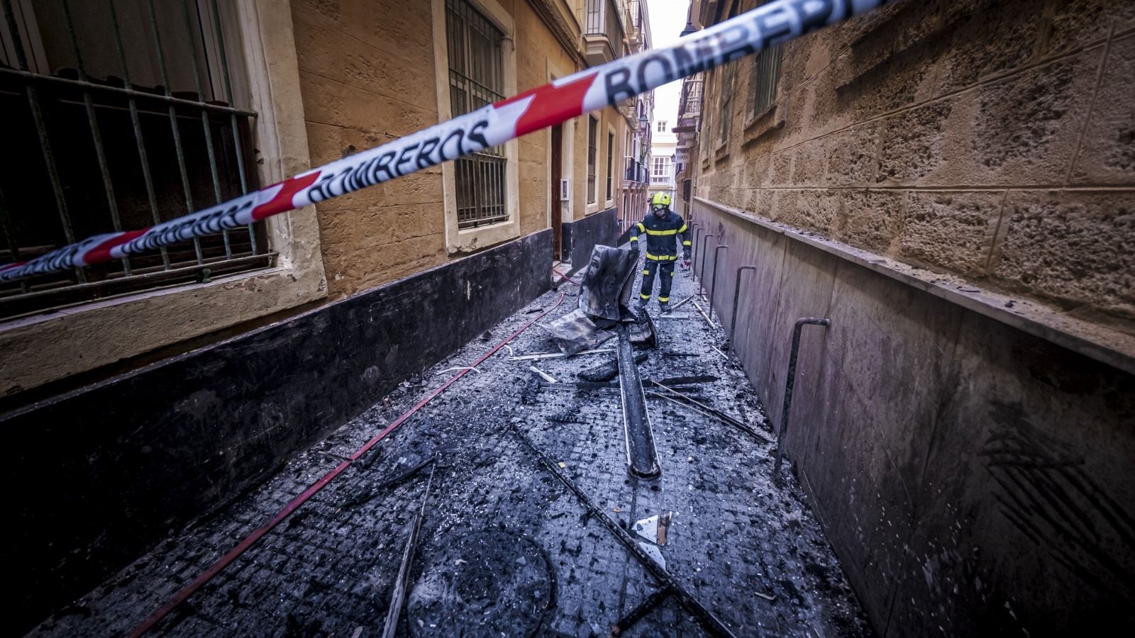 Las imágenes del incendio de la calle Marqués de Cádiz