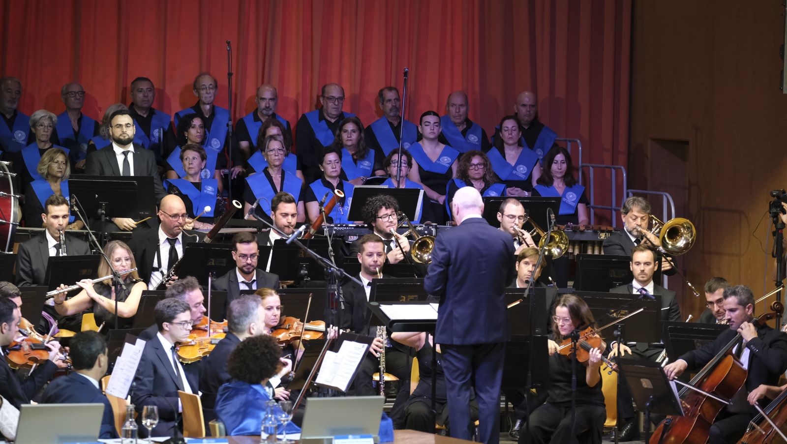 El Presidente de la Junta Juanma Moreno, inaugura el curso universitario andaluz en Almería