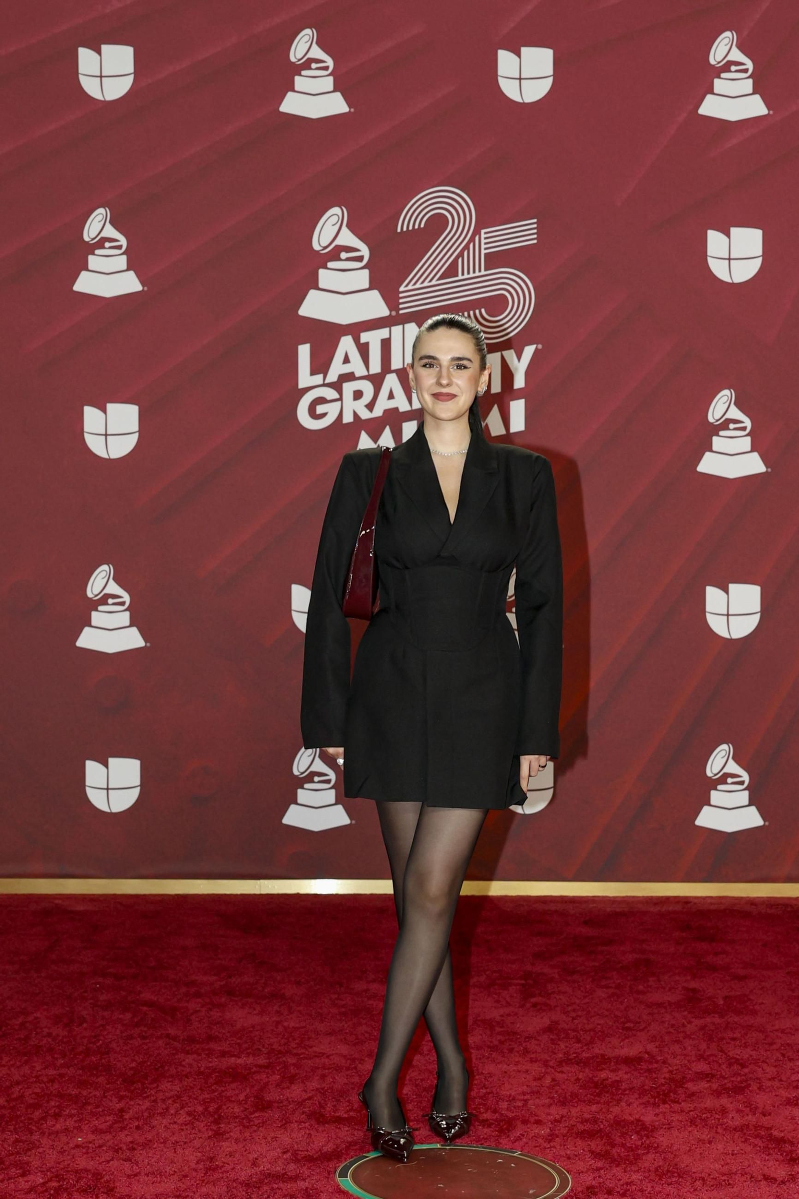 Todos los famosos, tendencias y curiosidades en la alfombra roja de la 25 edición de los Grammy Latinos