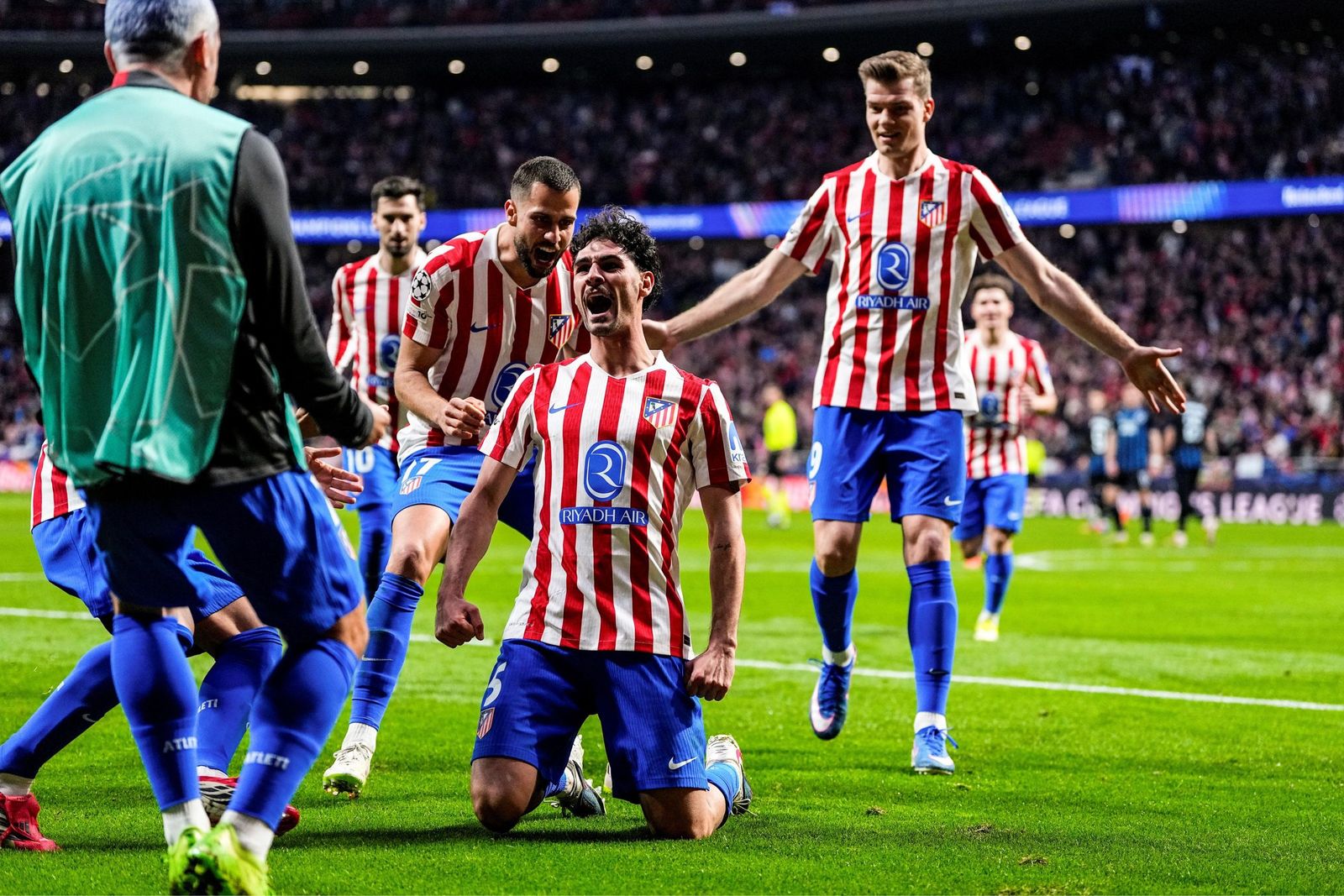 Las fotos del Atlético de Madrid - Brujas