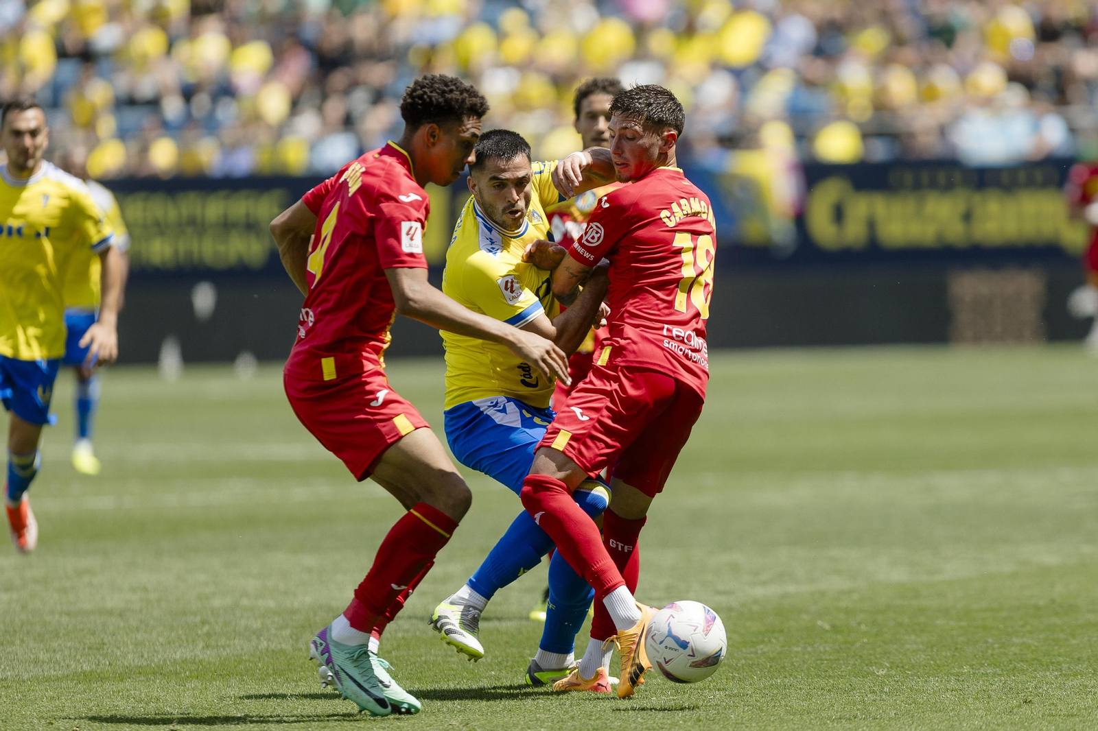 Las imágenes del partido entre el Cádiz C.F y el Getafe
