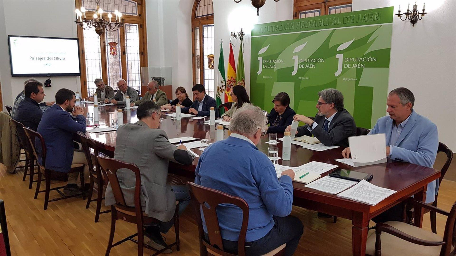 Reunión de la comisión institucional de la candidatura. Reunión de la comisión institucional de la candidatura.