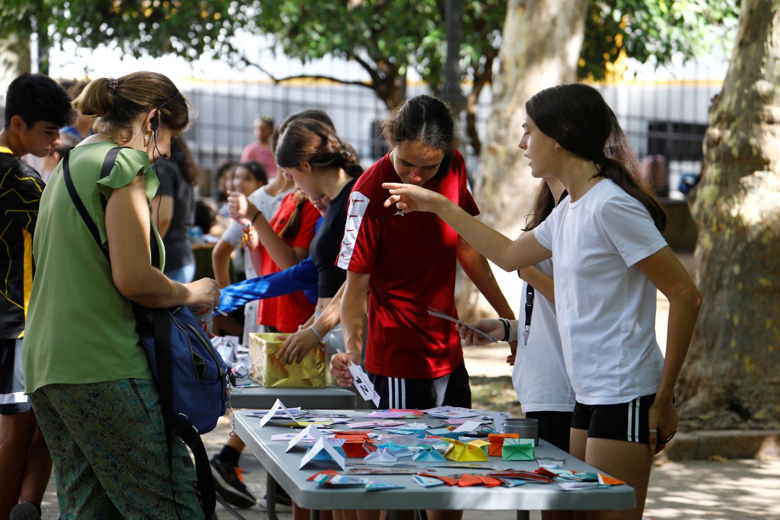 La Feria del Emprendimiento de las cooperativas escolares del Colegio Ferroviario de Córdoba, en imágenes