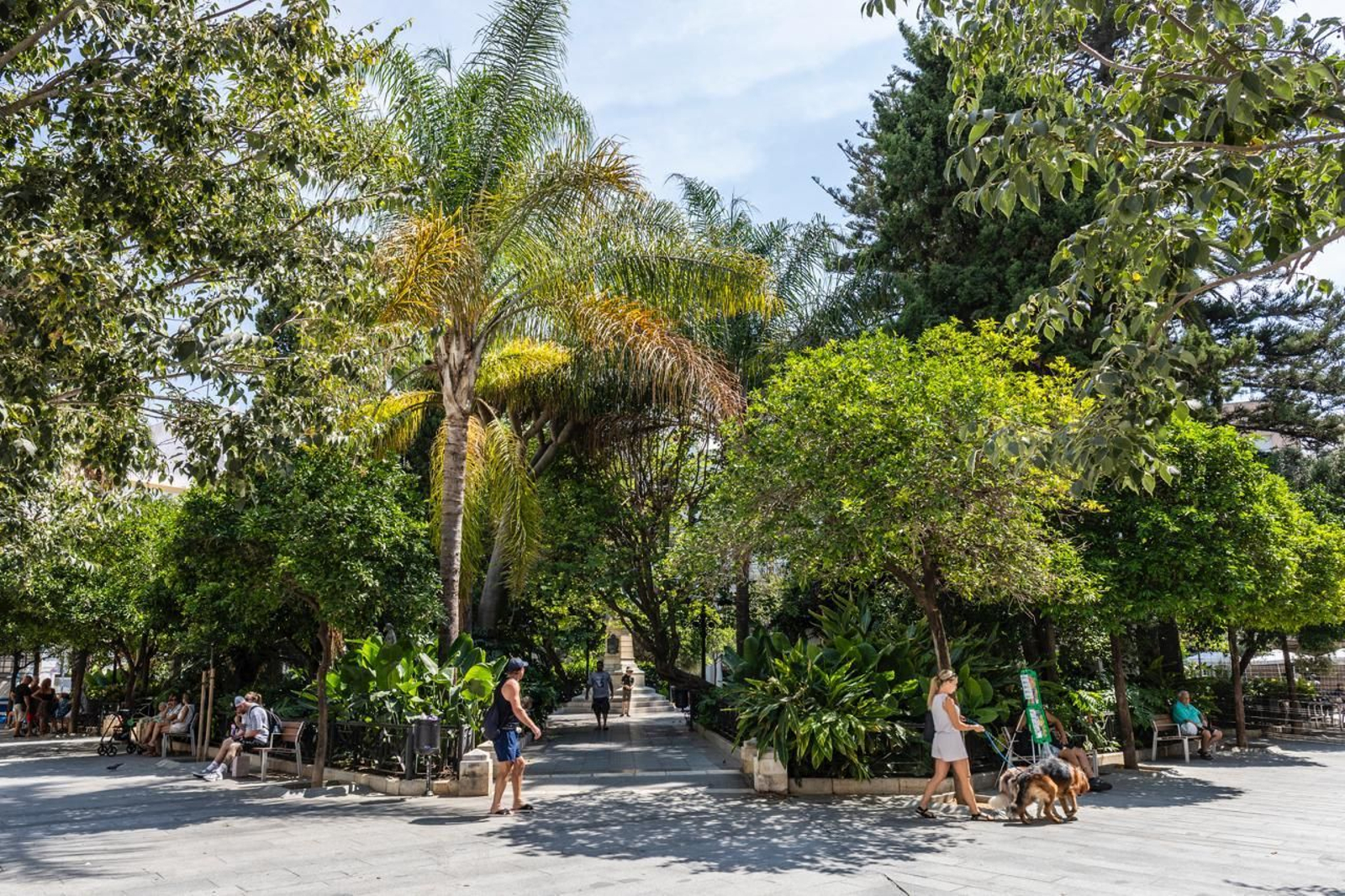 Zona central de la Plaza de Candelaria donde se reúnen las personas implicadas en broncas y peleas.