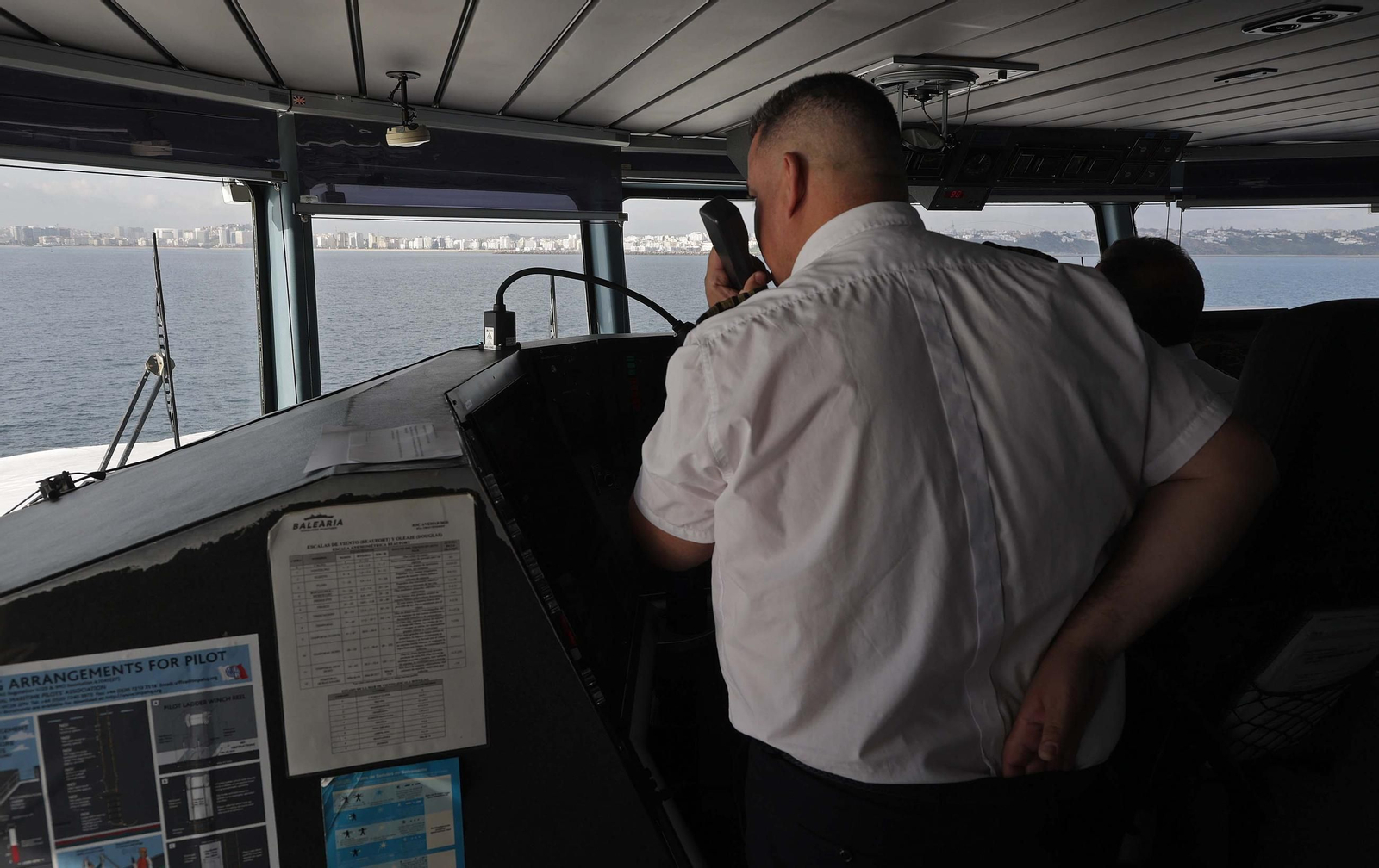 Así fue el primer viaje del 'Avemar Dos' entre Tarifa y Tánger con Baleària, en imágenes