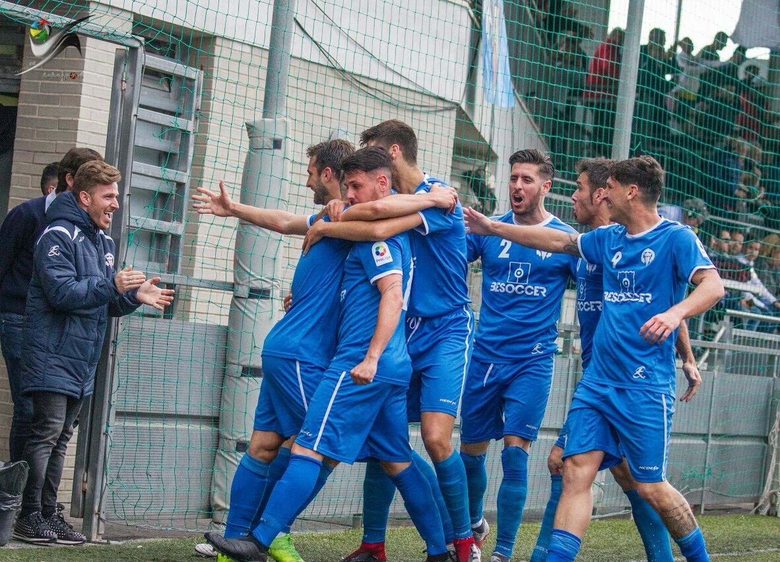 El Palo celebra un gol en un partido de esta temporada.