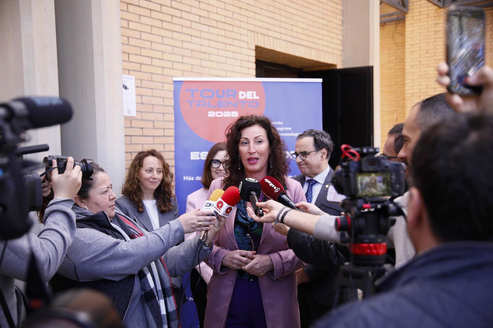 Las imágenes de la inauguración "El Tour del Talento 2025" en la Universidad de Almería