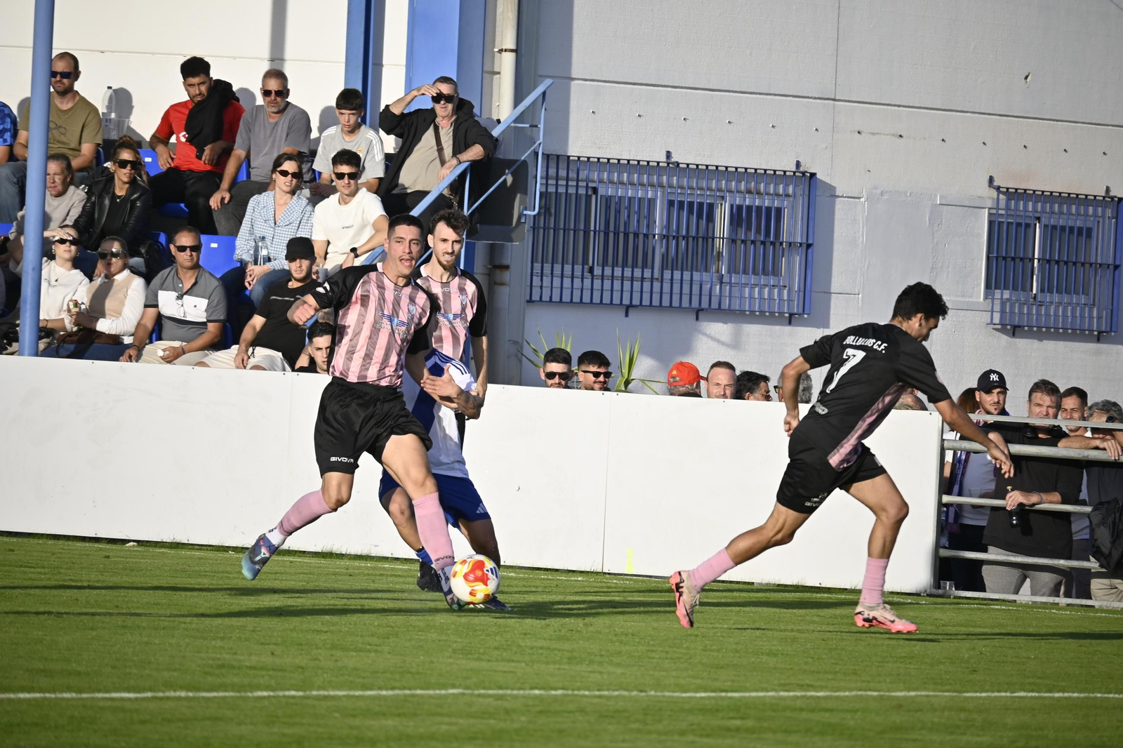 Las mejores imágenes del Atlético Onubense - Bollullos