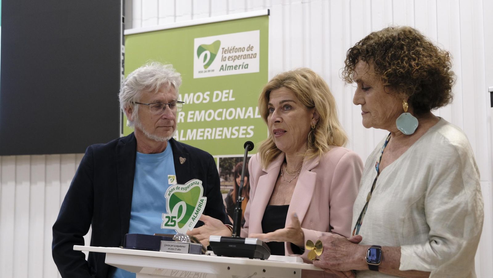 25 aniversario del Teléfono de la Esperanza en Almería, en imágenes