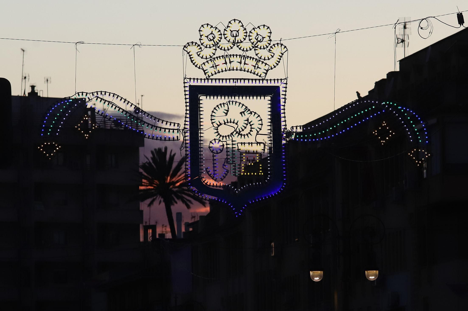 Imágenes del ambiente en la carpa y cacharritos de San Sebastián