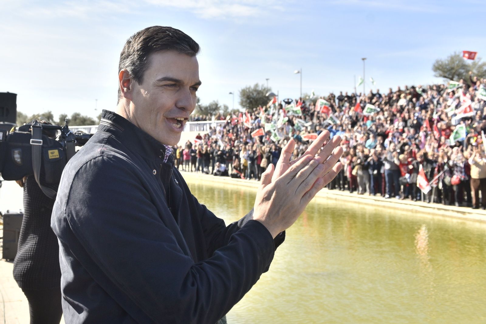 Pedro Sánchez, durante el acto en Dos Hermanas.
