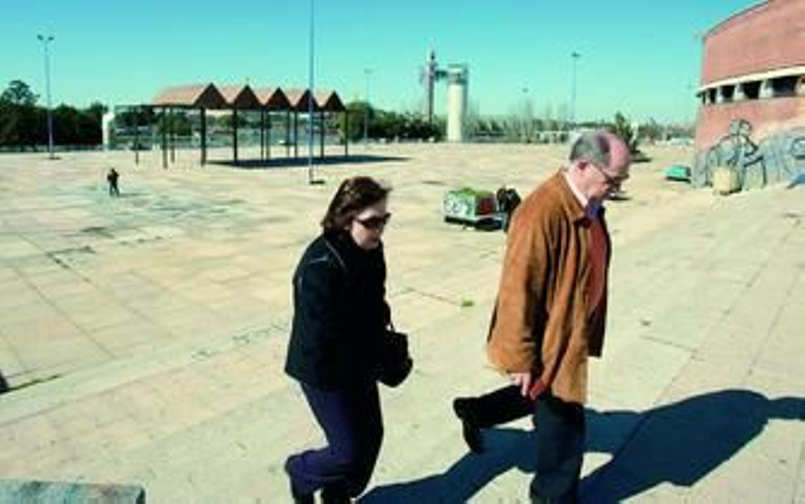 Explanada trasera de la estación de autobuses de Plaza de Armas, que se habilitará como aparcamiento.
