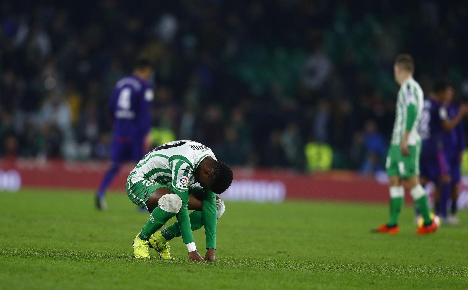 Junior se lamenta al acabar el encuentro.