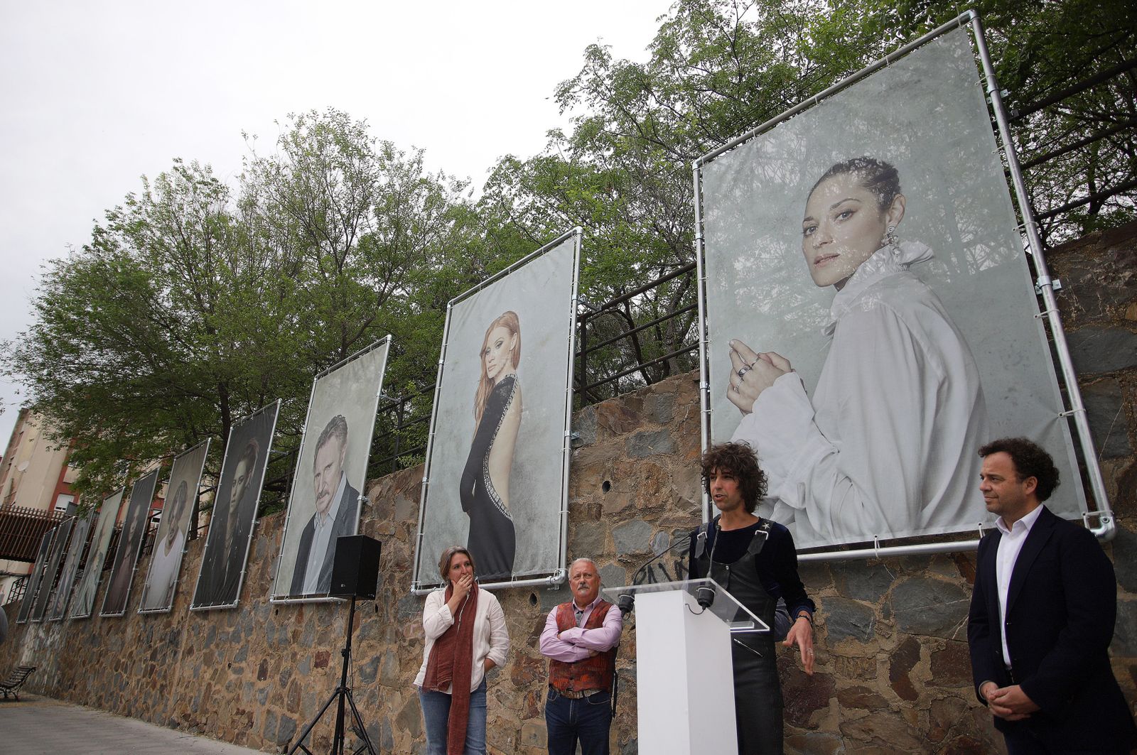 La exposición "A través de la Mirada" de Jorge Fuembuena, en imágenes