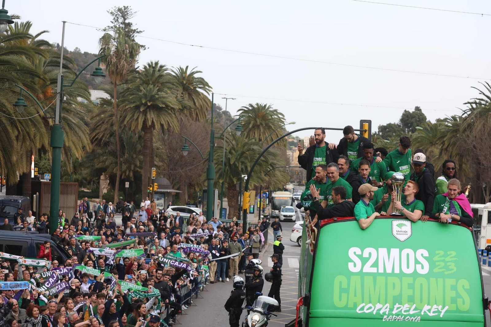 El Unicaja ofrece el título a Málaga, en fotos
