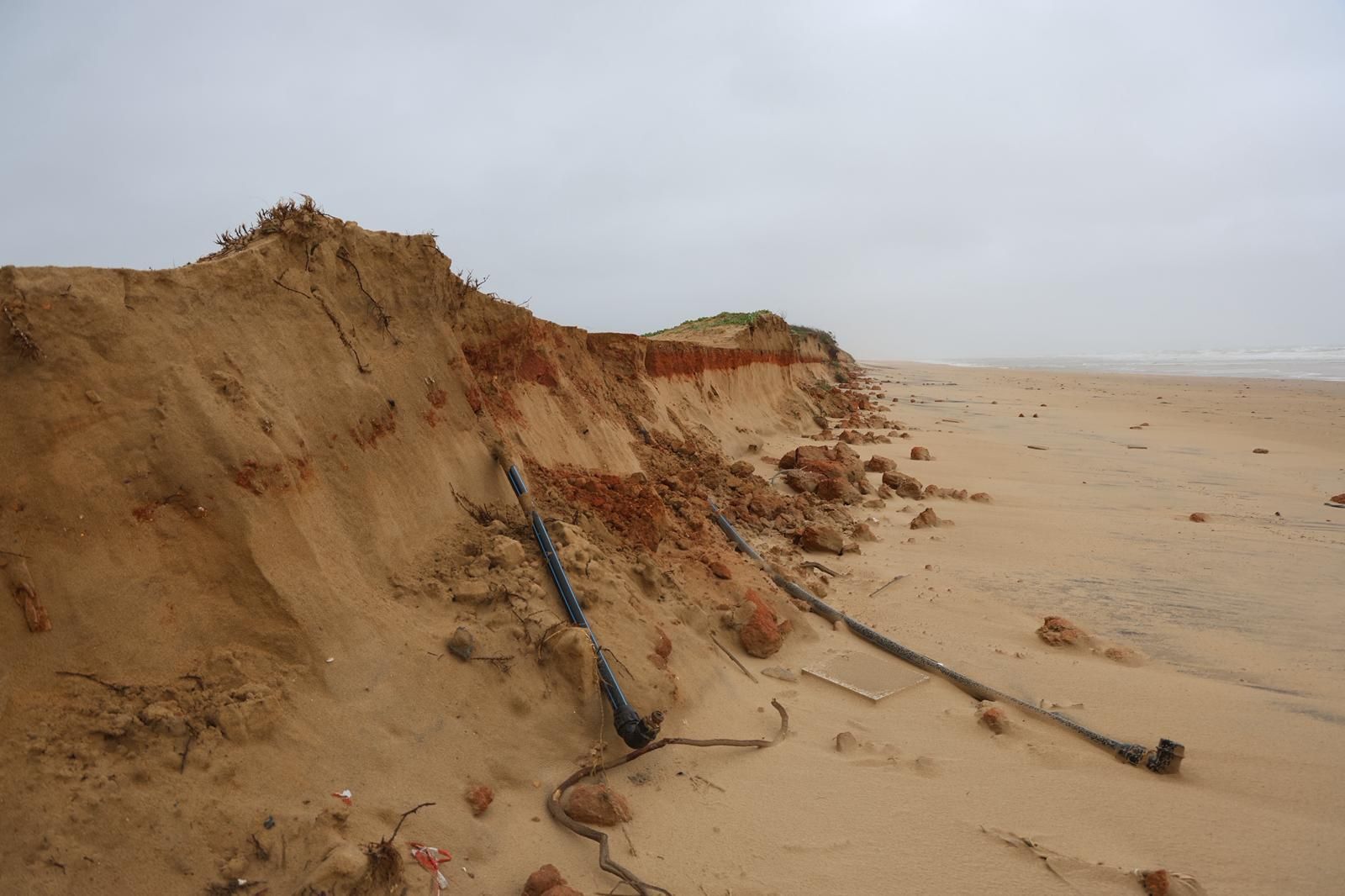 Fotografías de El Portil y El Rincón, donde los vecinos han sido desalojados por la borrasca Leonardo
