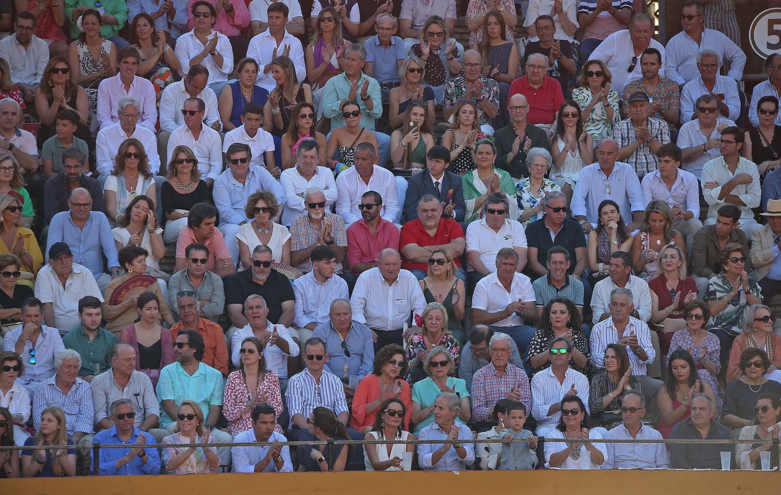 Búscate durante la corrida del jueves en la plaza de toros Las Palomas