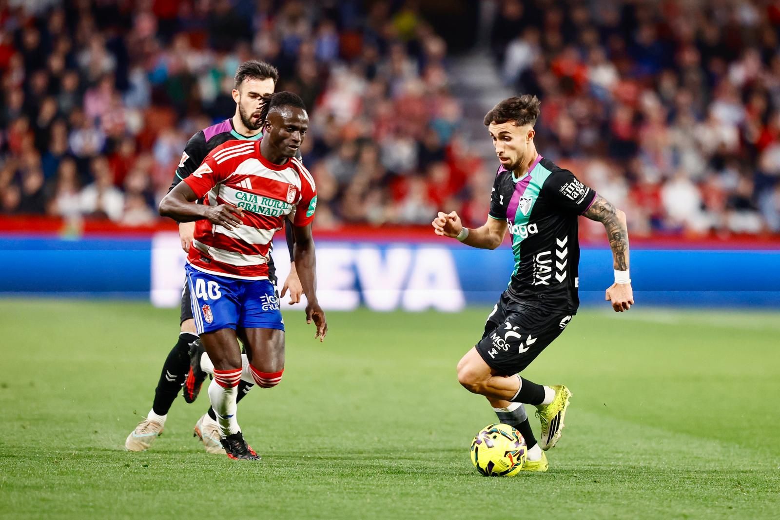 El Granada-Málaga CF, en fotos