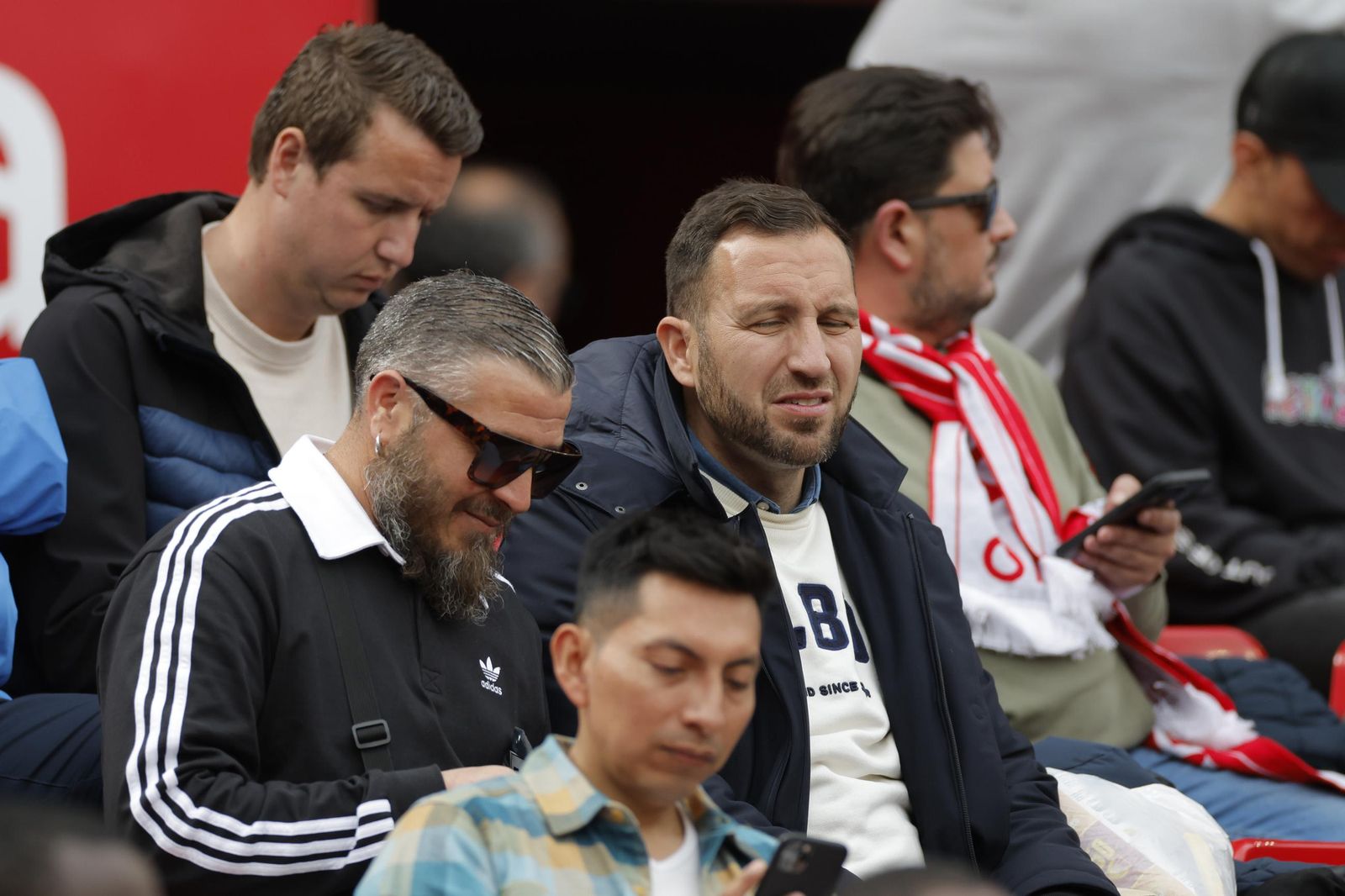 Búscate en las fotos del Sevilla fc - Athletic club
