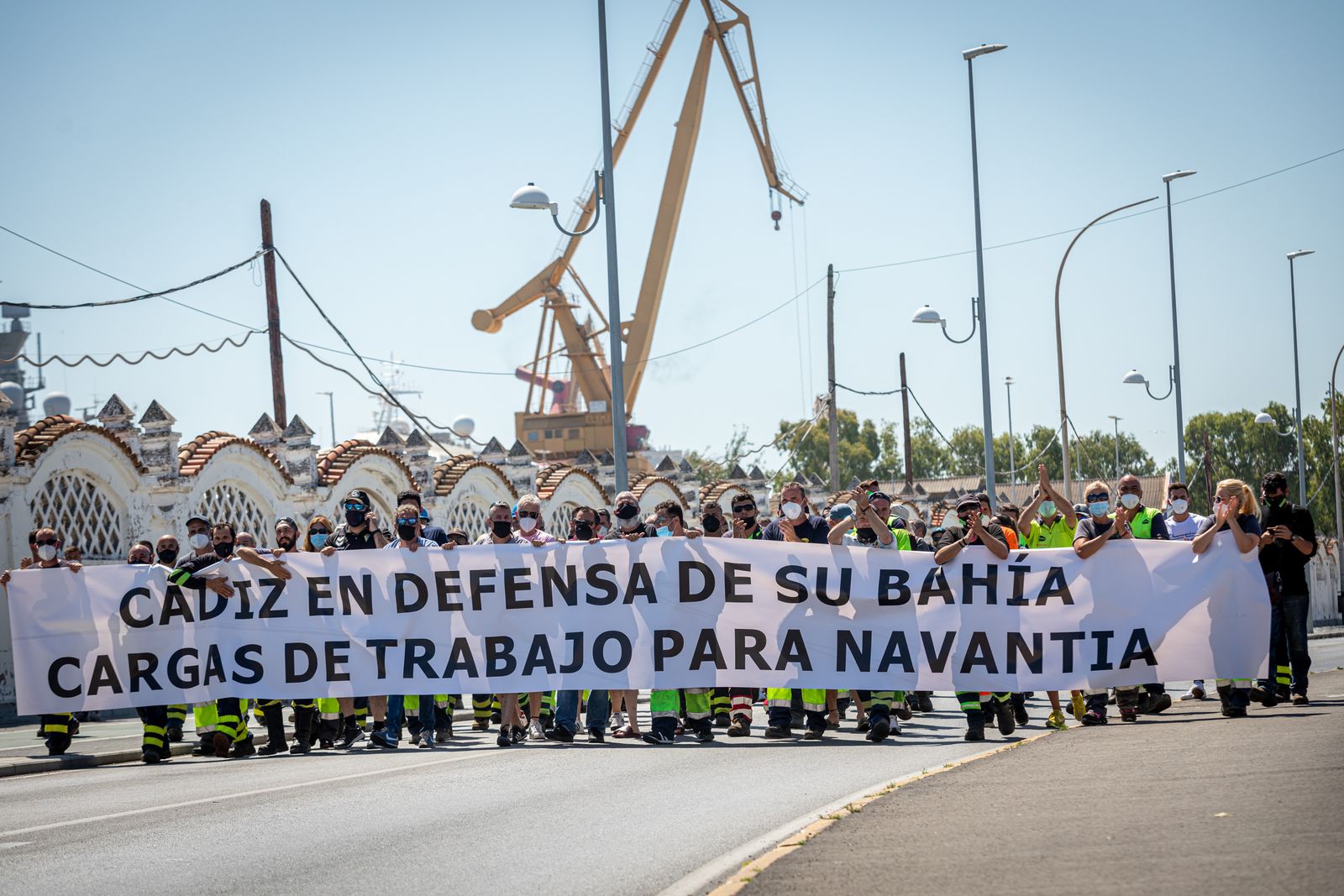 Trabajadores de las contratas, durante la manifestación de esta mañana.