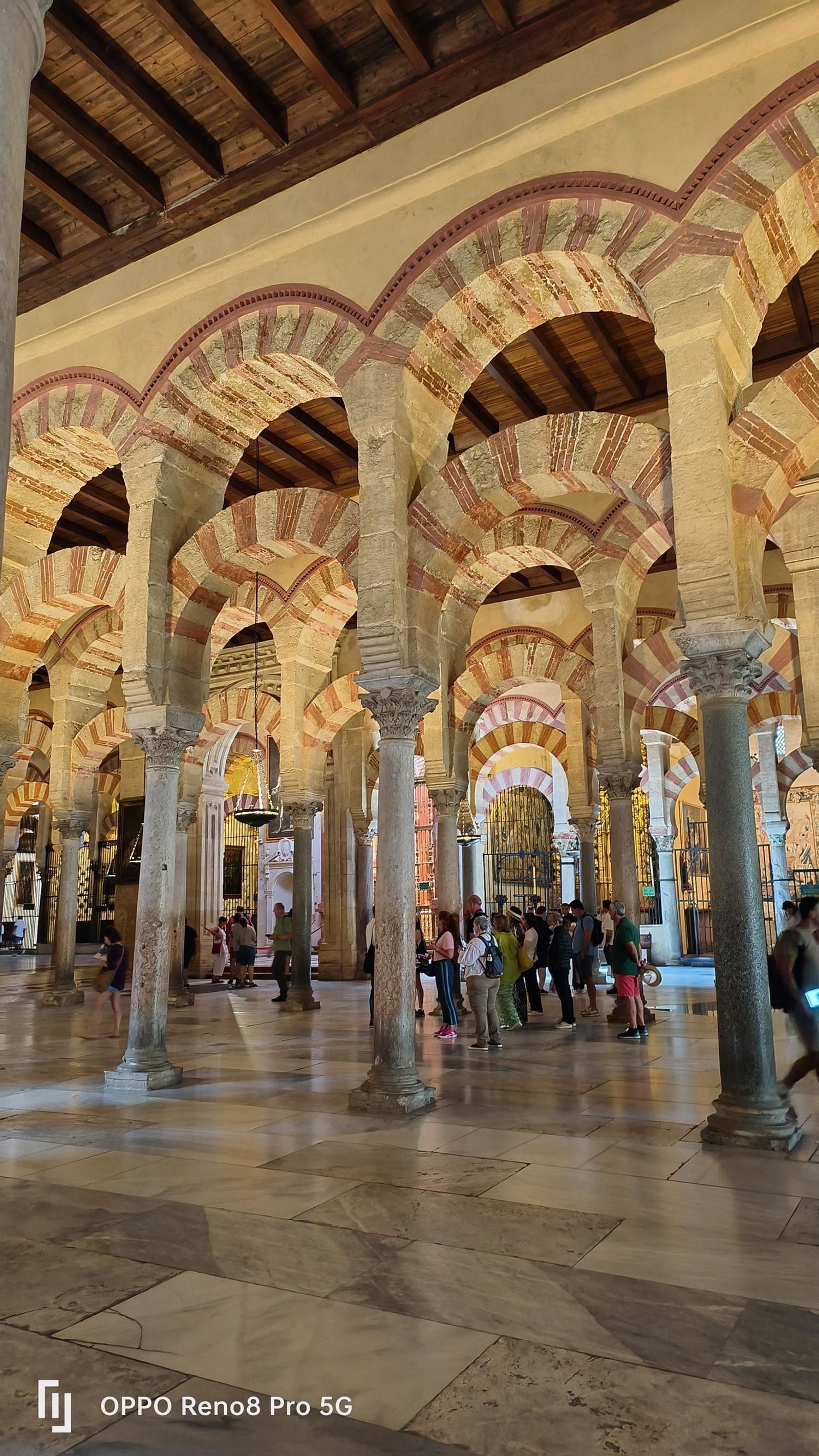 Foto de la Mezquita-Catedral de Córdoba tomada con el Oppo Reno 8 Pro