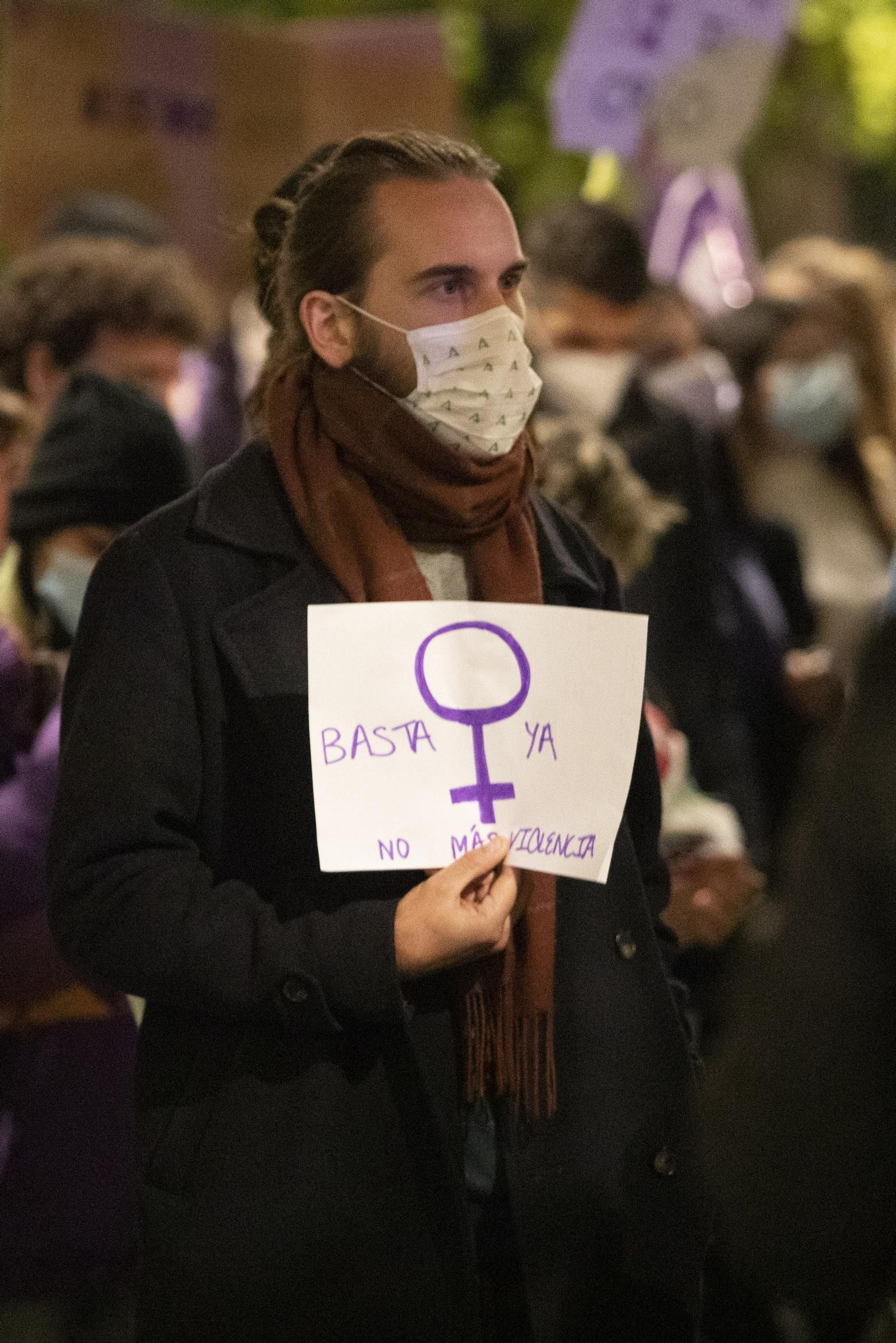 La manifestación del 25-N en Granada en imágenes