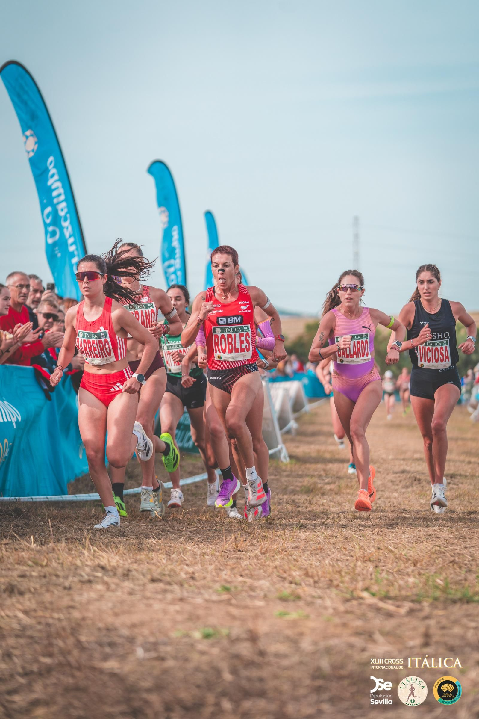 Búscate en las fotos del Cross de Itálica 2025 | 11