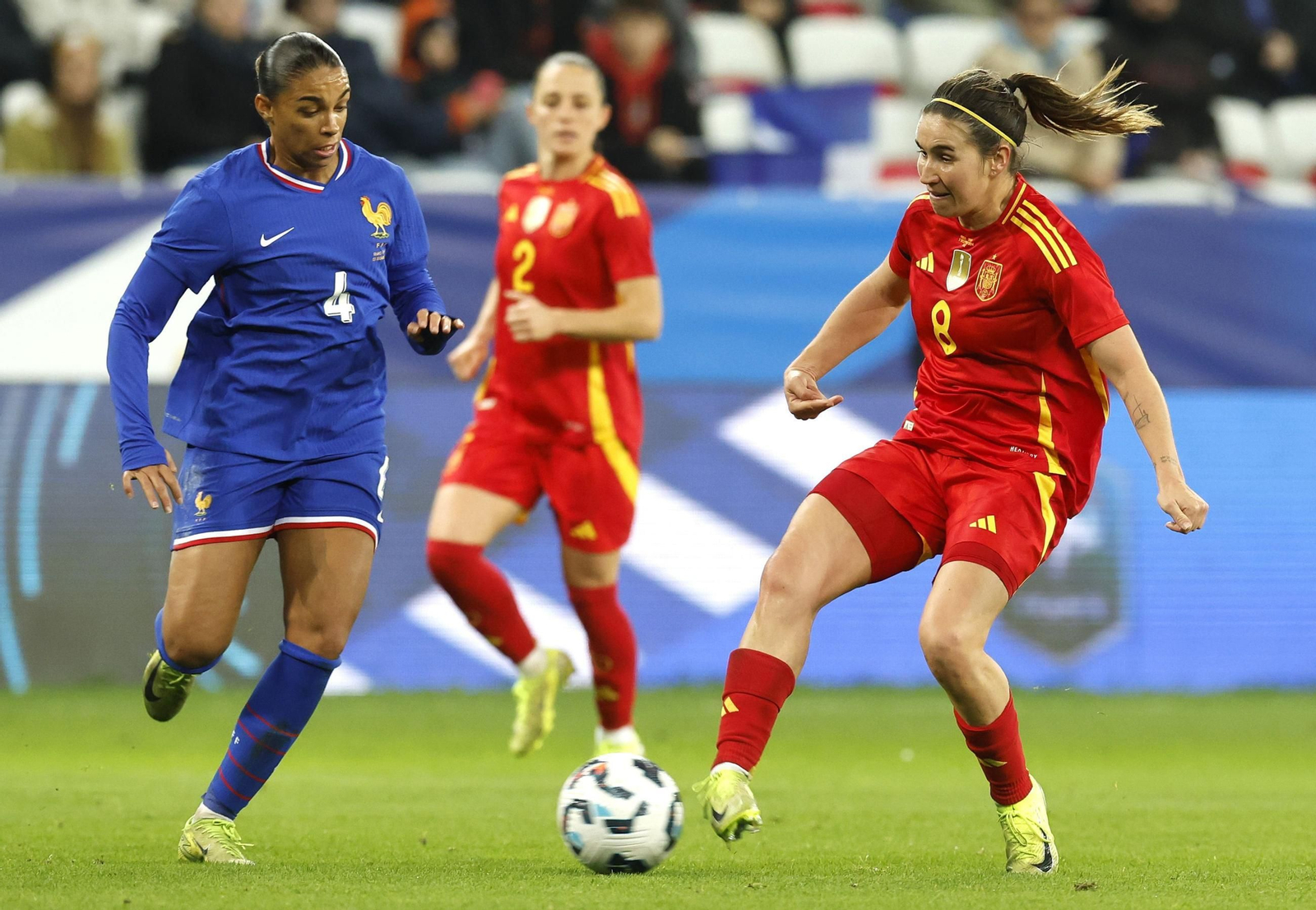 Las fotos de la exhibición de España femenina en Francia