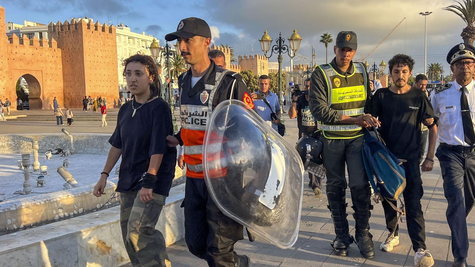 Detenidos en Rabat.