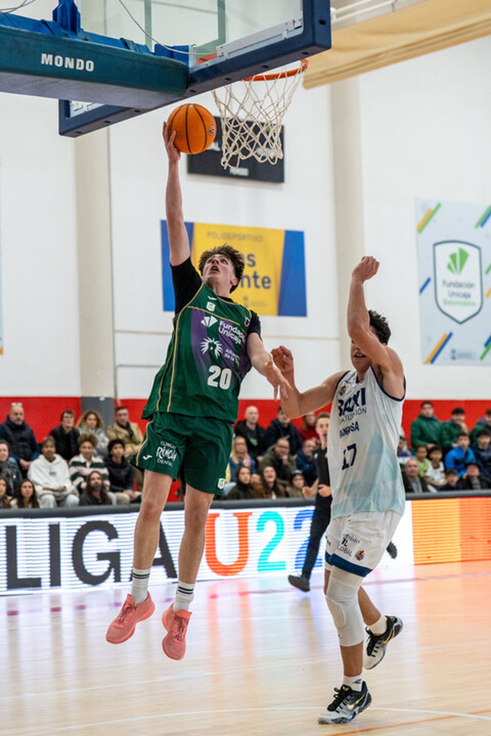 Liga U22: Carácter y remontada del Unicaja ante el BAXI Manresa (88-85)