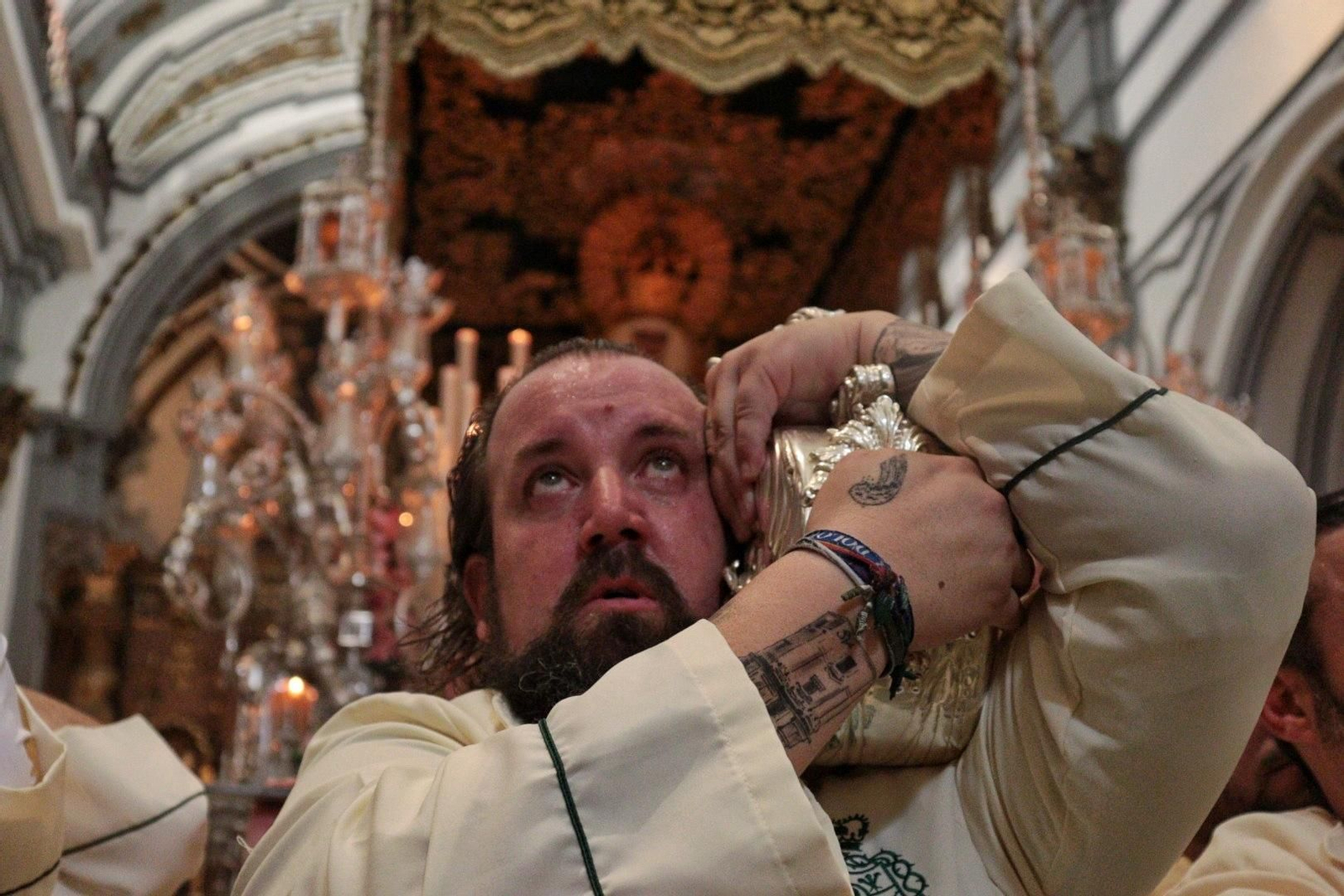 Lágrimas y Favores se quedan en el templo este Domingo de Ramos.