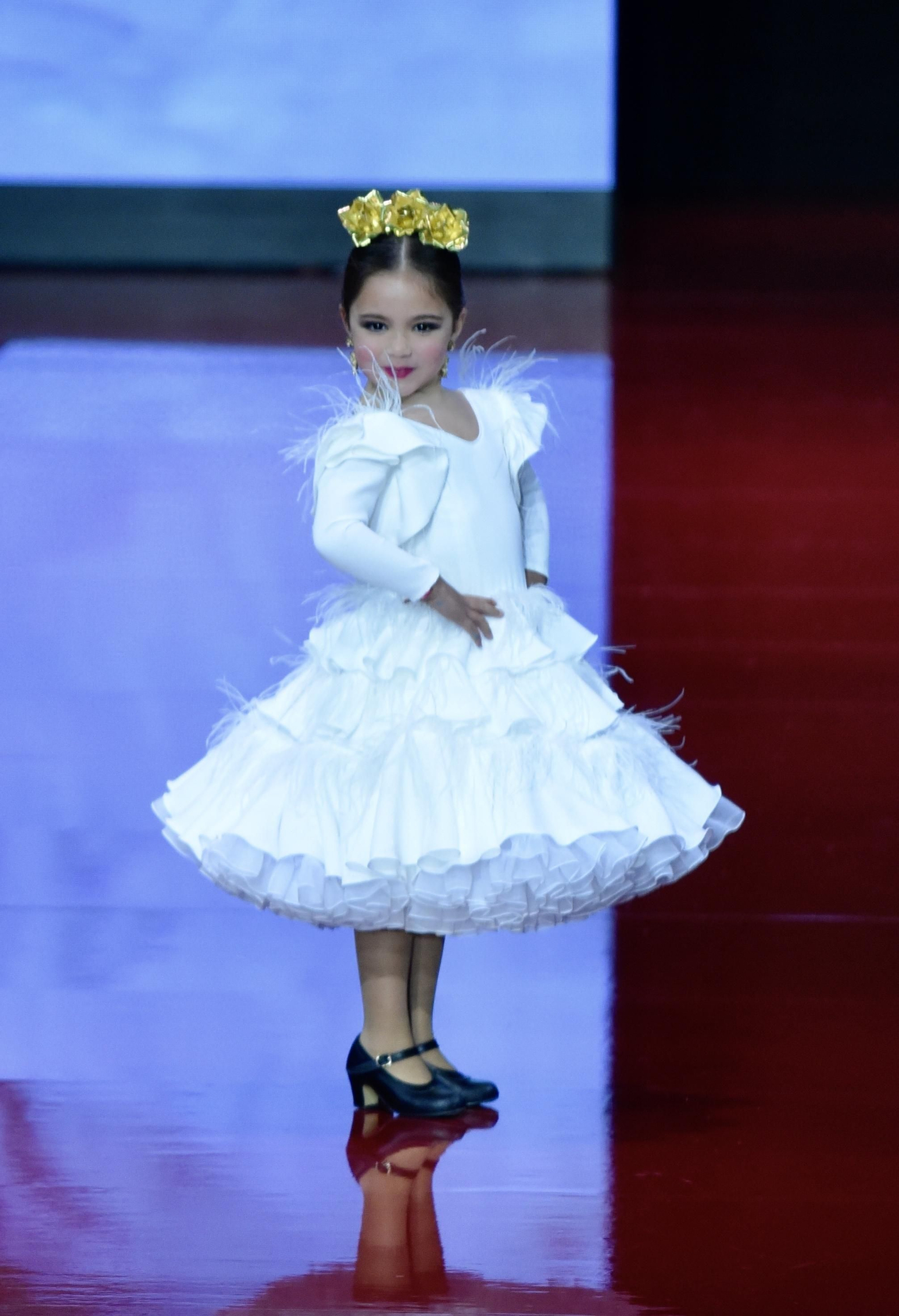 El desfile de Provincia de Huelva en SIMOF 2022,  todas las fotos