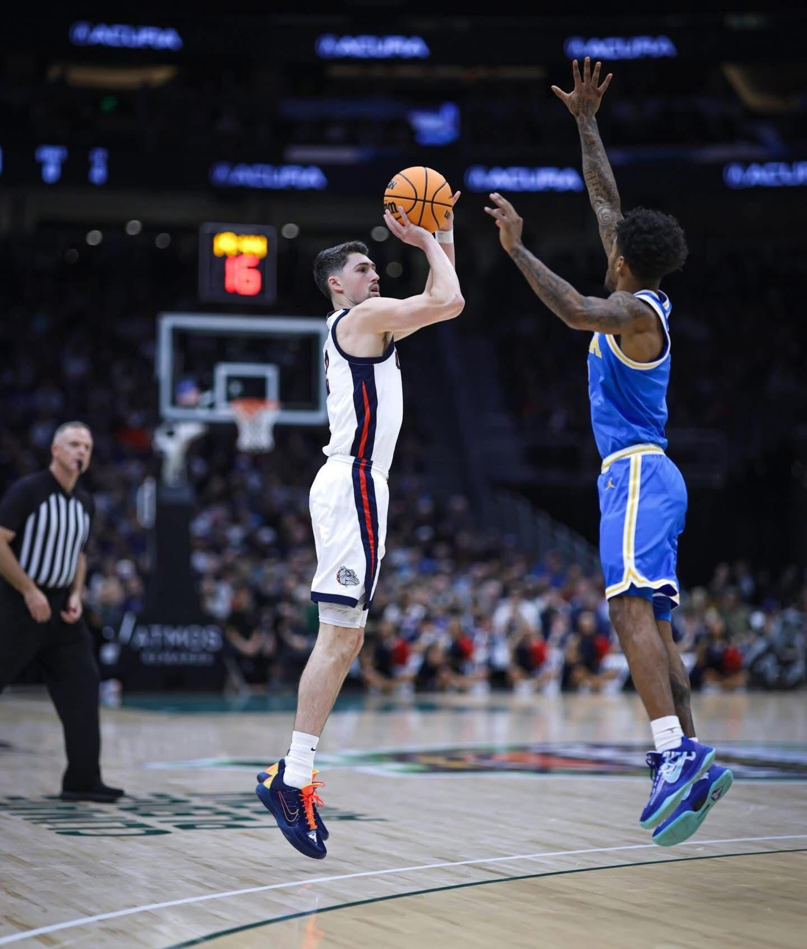 NCAA: Mario Saint-Supéry, 12 puntos y victoria de Gonzaga