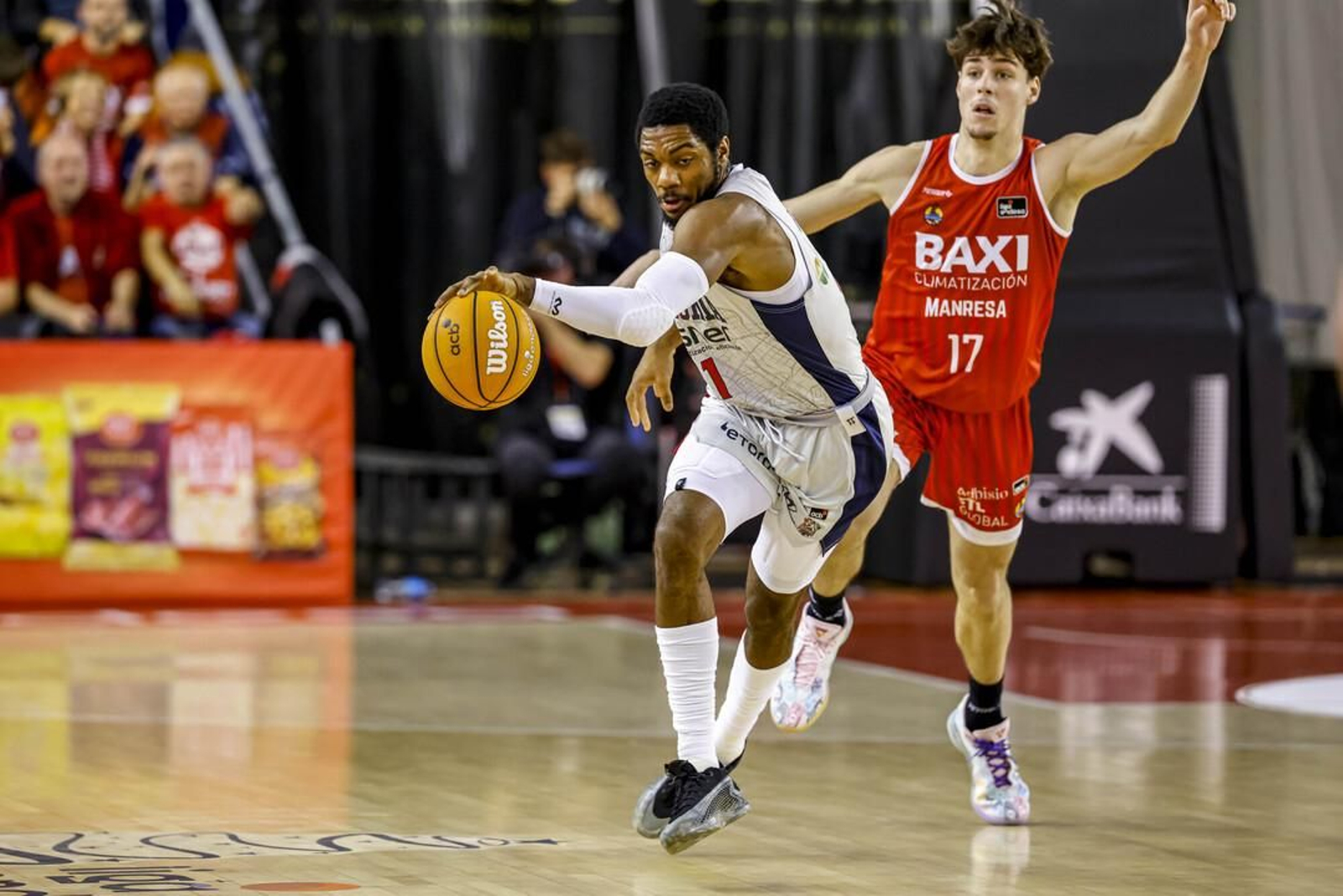 Otro show de Mario Saint-Supéry en un mal final del BAXI Manresa ante Baskonia