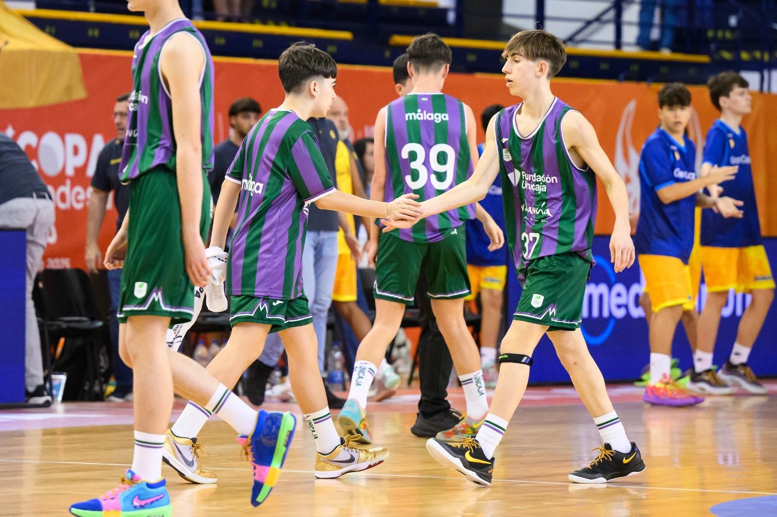 Un gran Unicaja bordea las semifinales en la Minicopa (94-86)