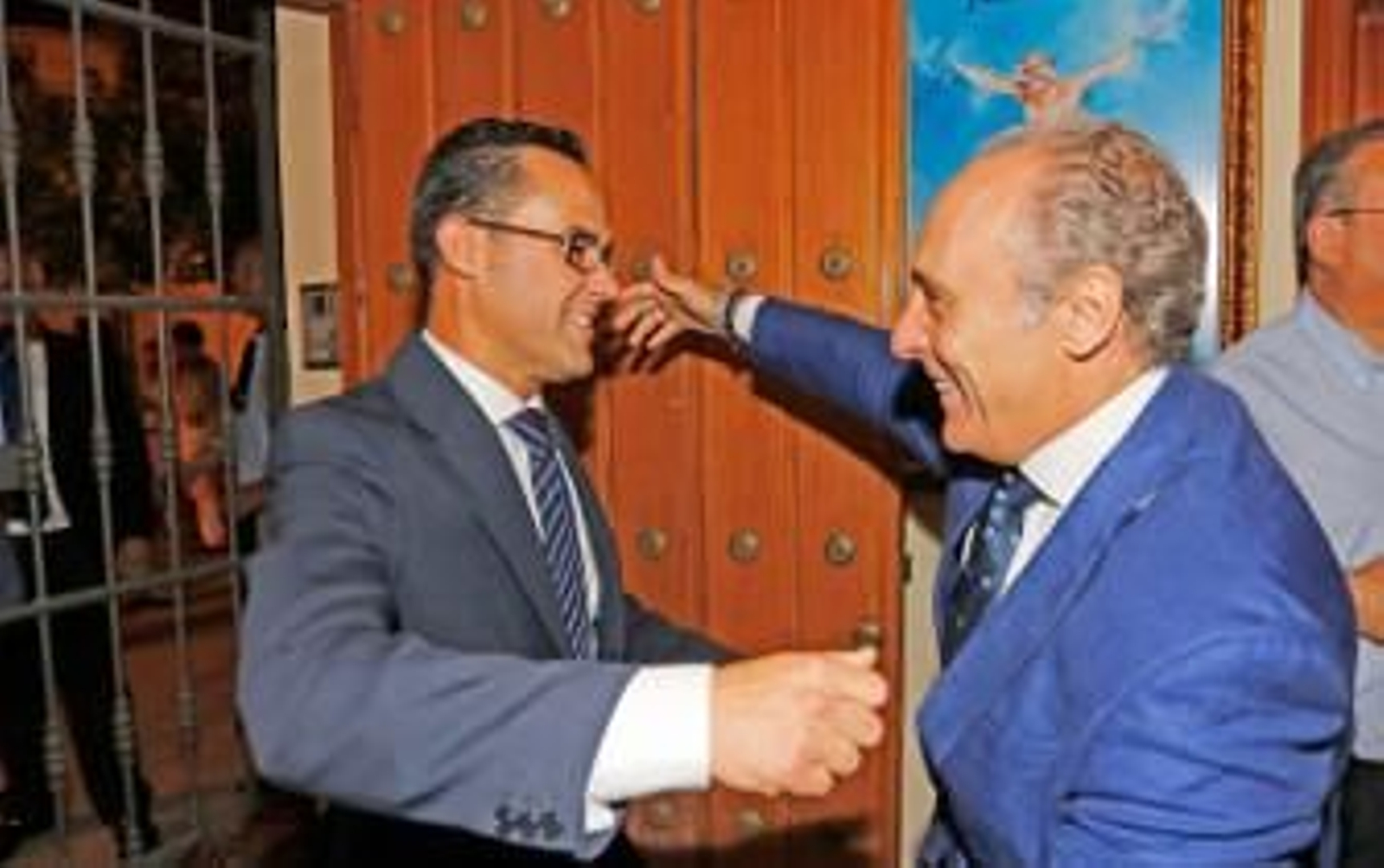 Dionisio Díaz elegido presidente del Consejo en una votación muy ajustada