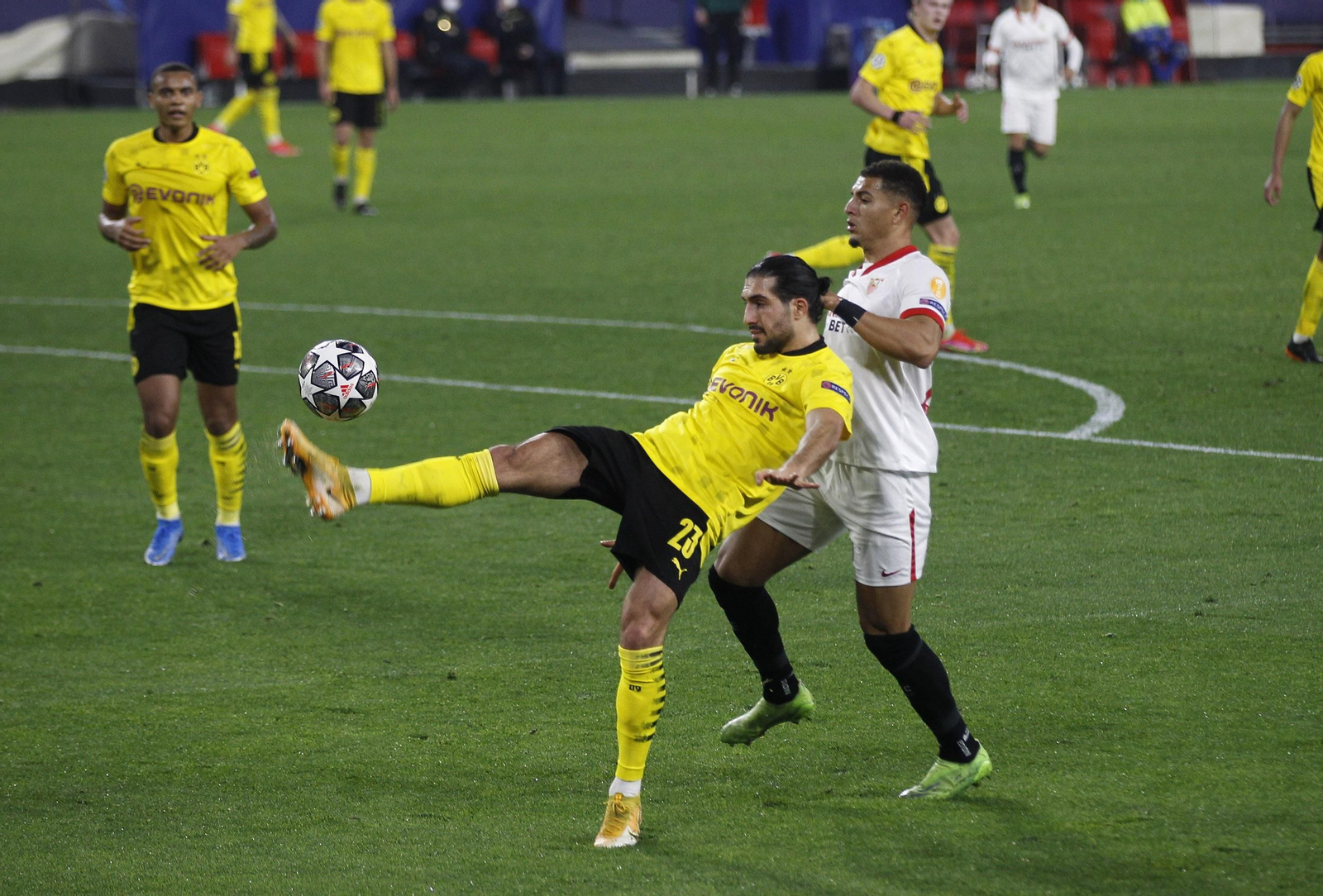 Las imágenes del Sevilla-Borussia Dortmund de Champions