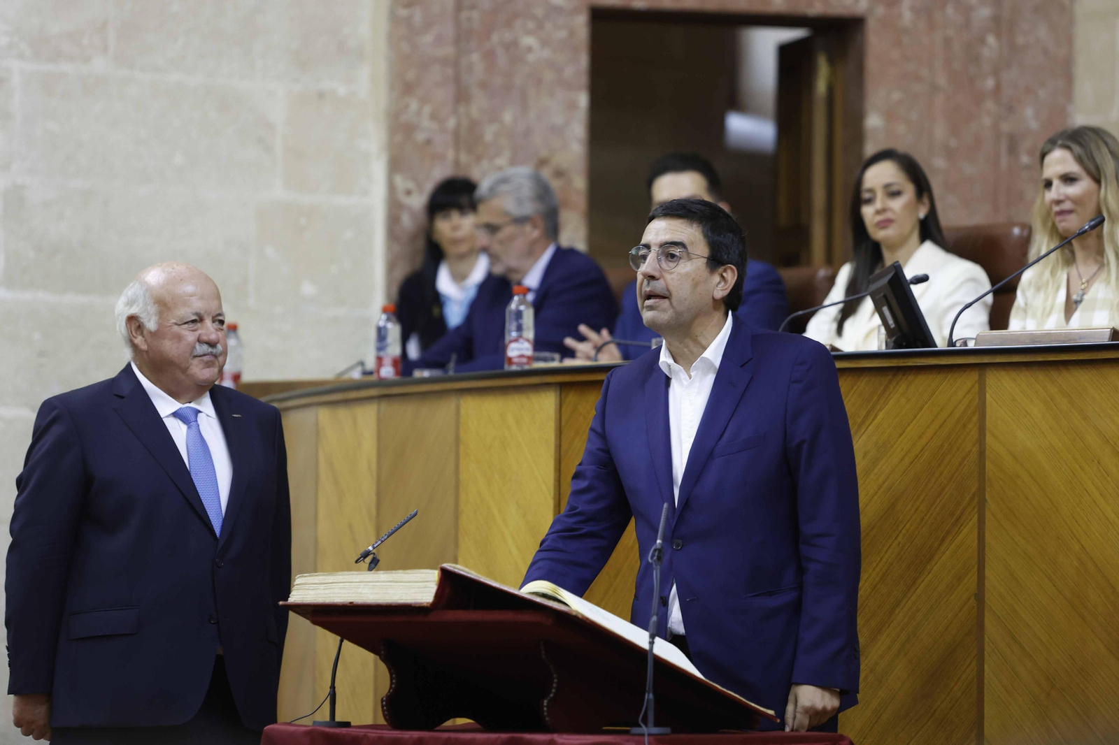 La constitución del Parlamento andaluz, todas las imágenes