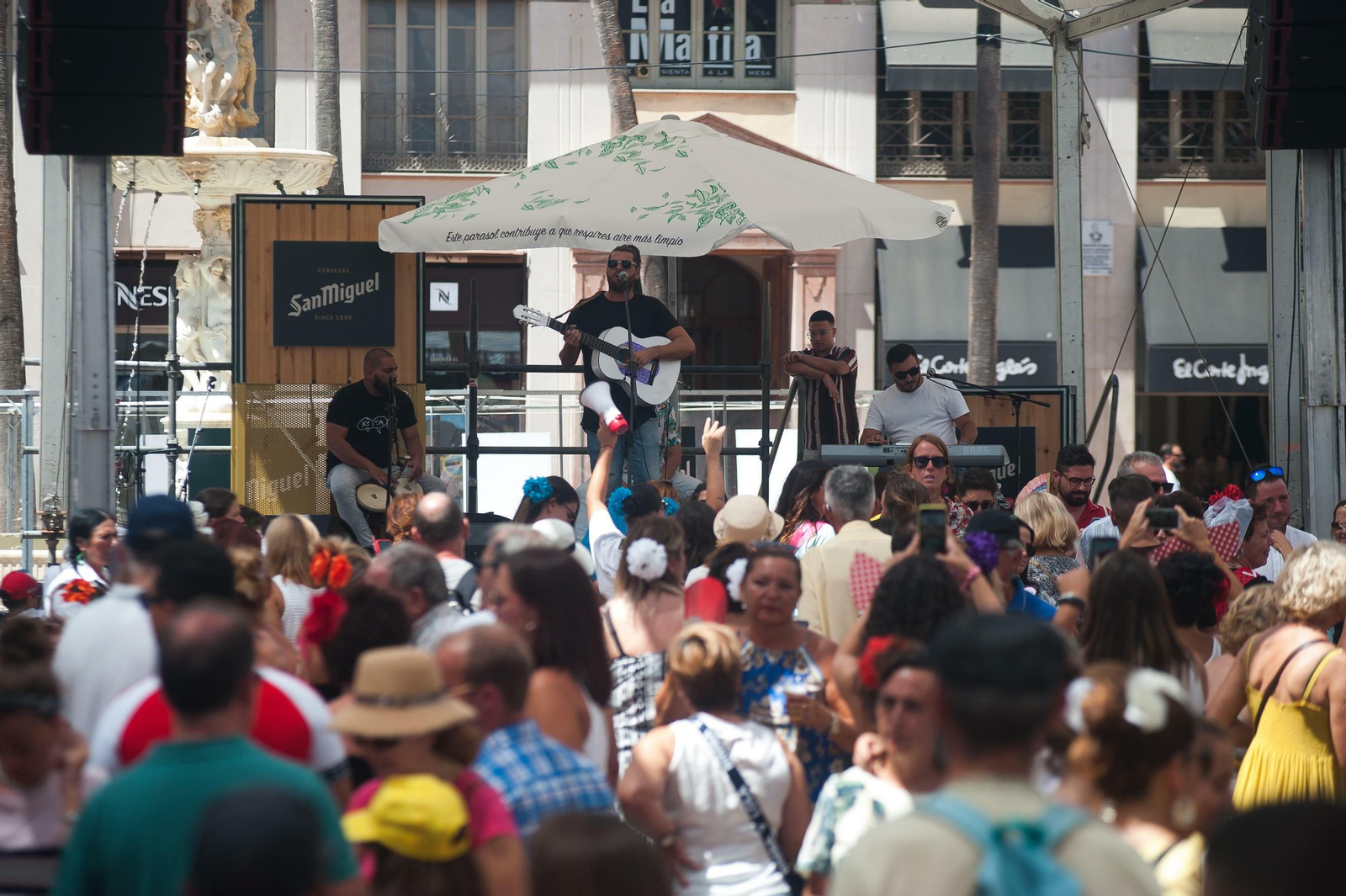 Fotos de este viernes en la Feria de Málaga Fotos de este viernes en la Feria de Málaga