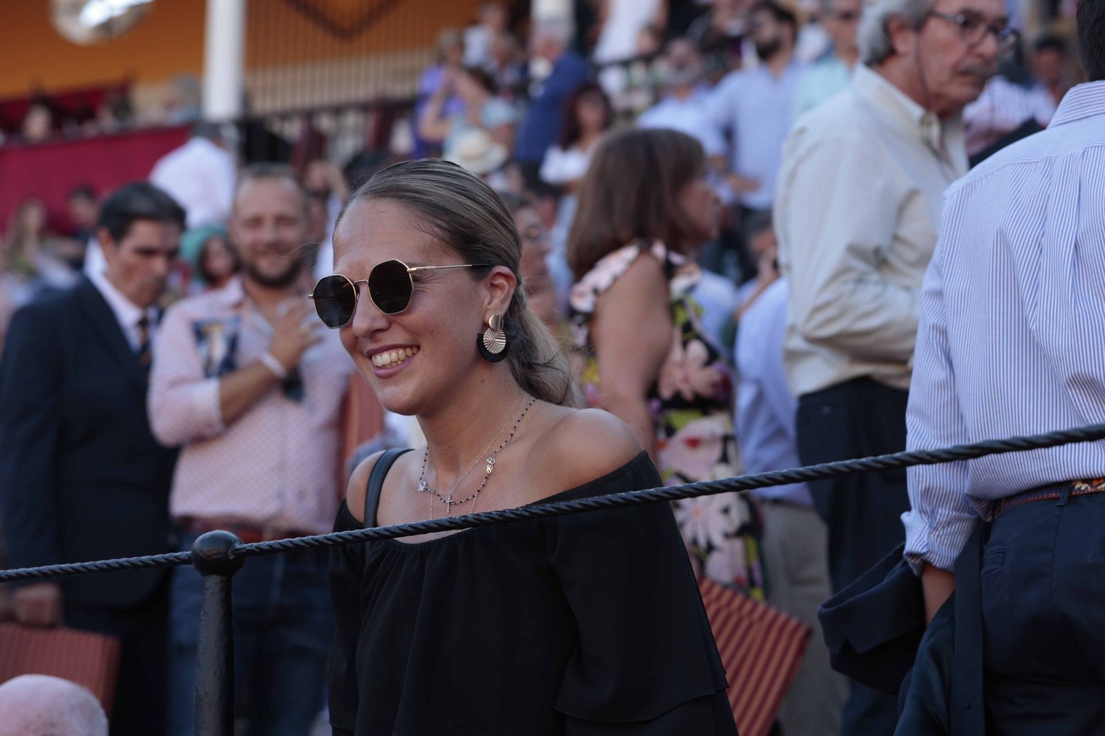 Ambiente en los tendidos de la Maestranza