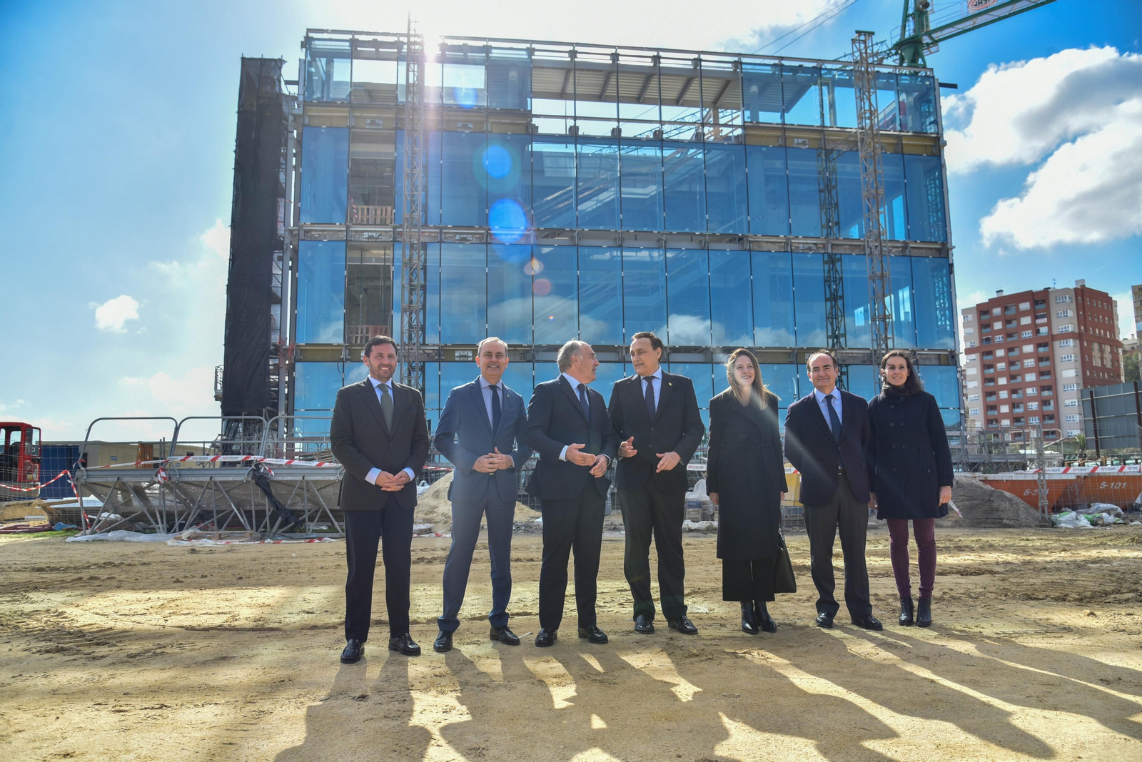 El consejero José Carlos Gómez Villamandos en el salón de plenos junto a José Ignacio Landaluce El consejero José Carlos Gómez Villamandos en el salón de plenos junto a José Ignacio Landaluce