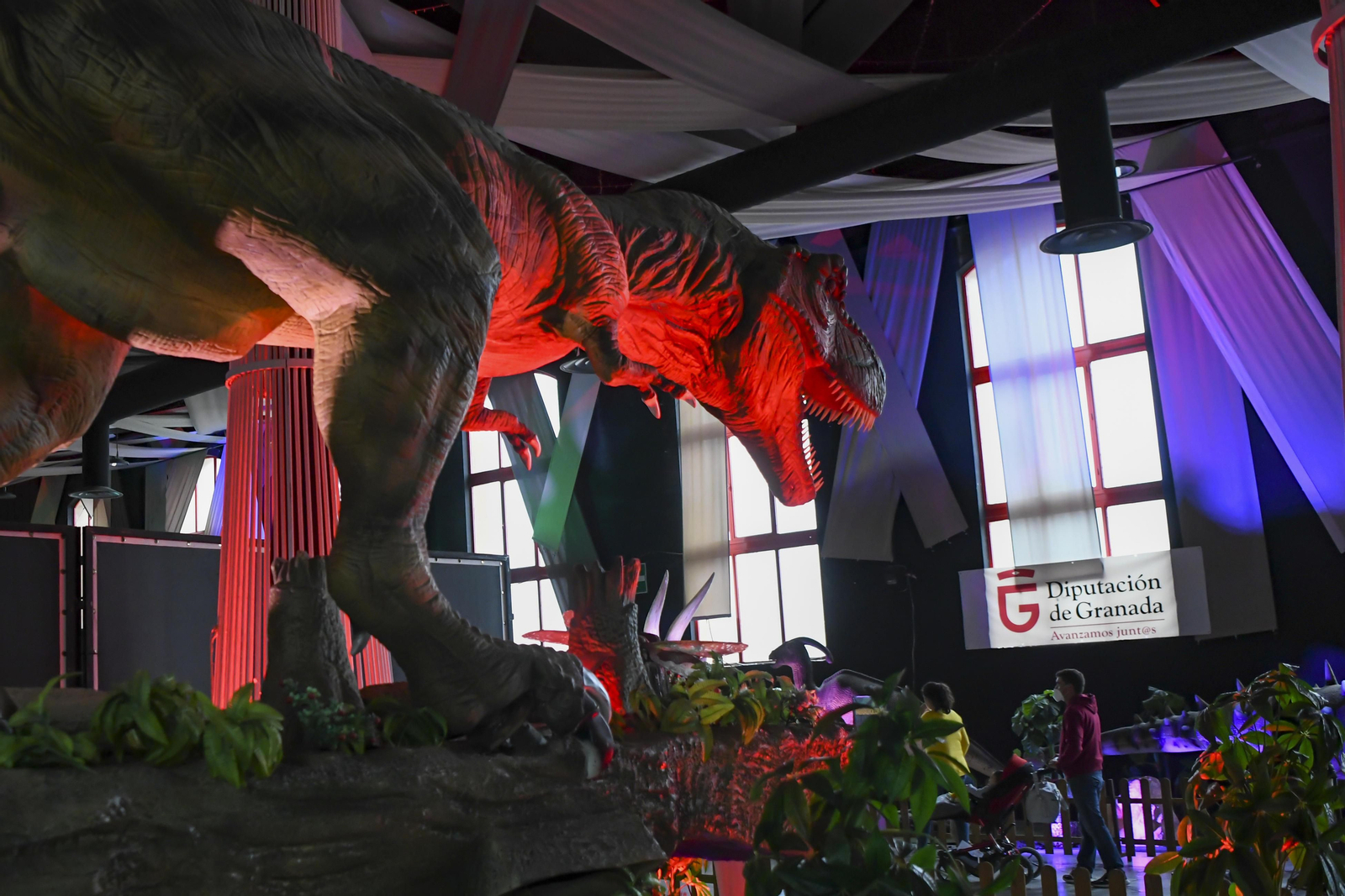 Dinosaurs Tour, la mayor exposición de dinosaurios animatrónicos, en Granada