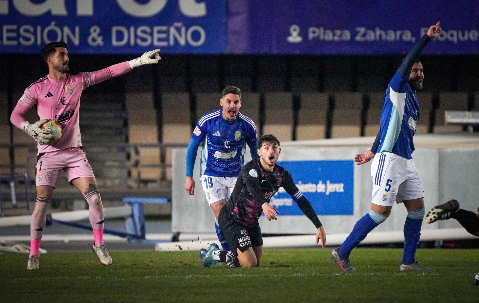 Imágenes del partido del Xerez CD - Águilas CF
