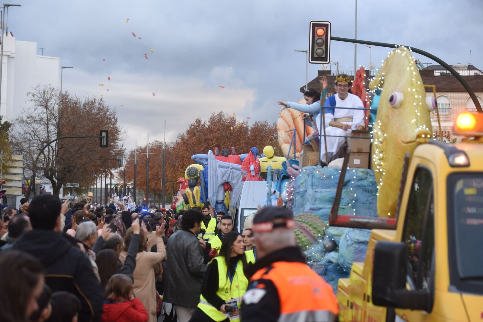 La ilusión se extiende por Córdoba en una mágica cabalgata de Reyes